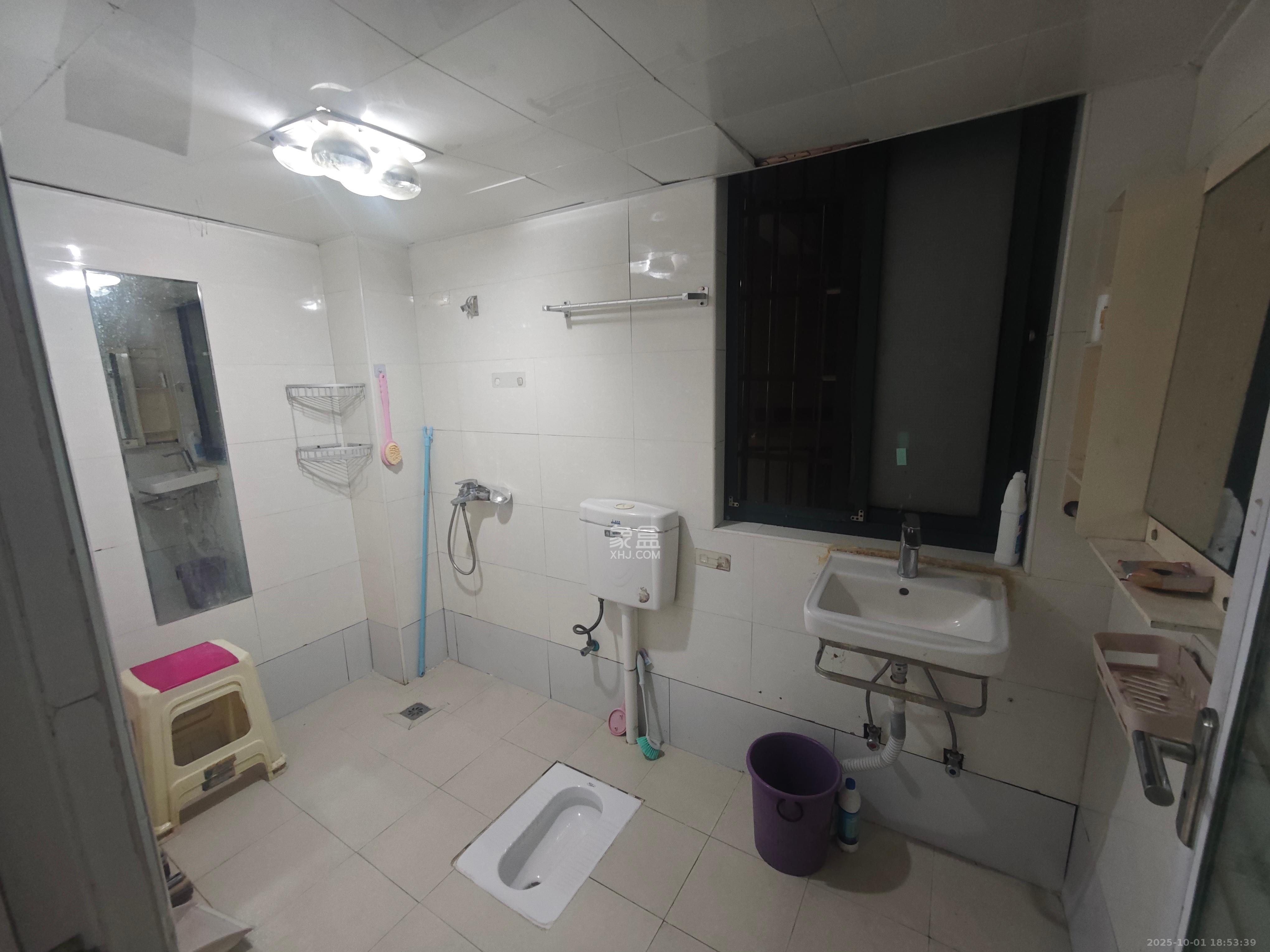 诚兴园  3室2厅1卫    1800.0元/月室内图