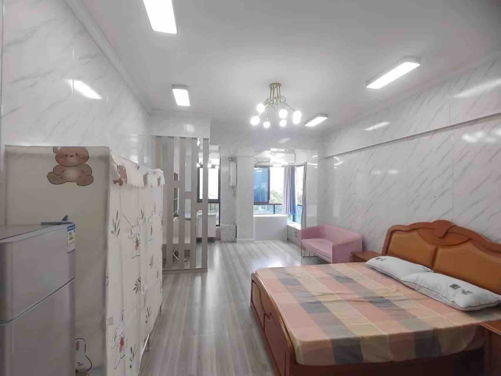 万恒樾府  1室1厅1卫   900.00元/月室内图