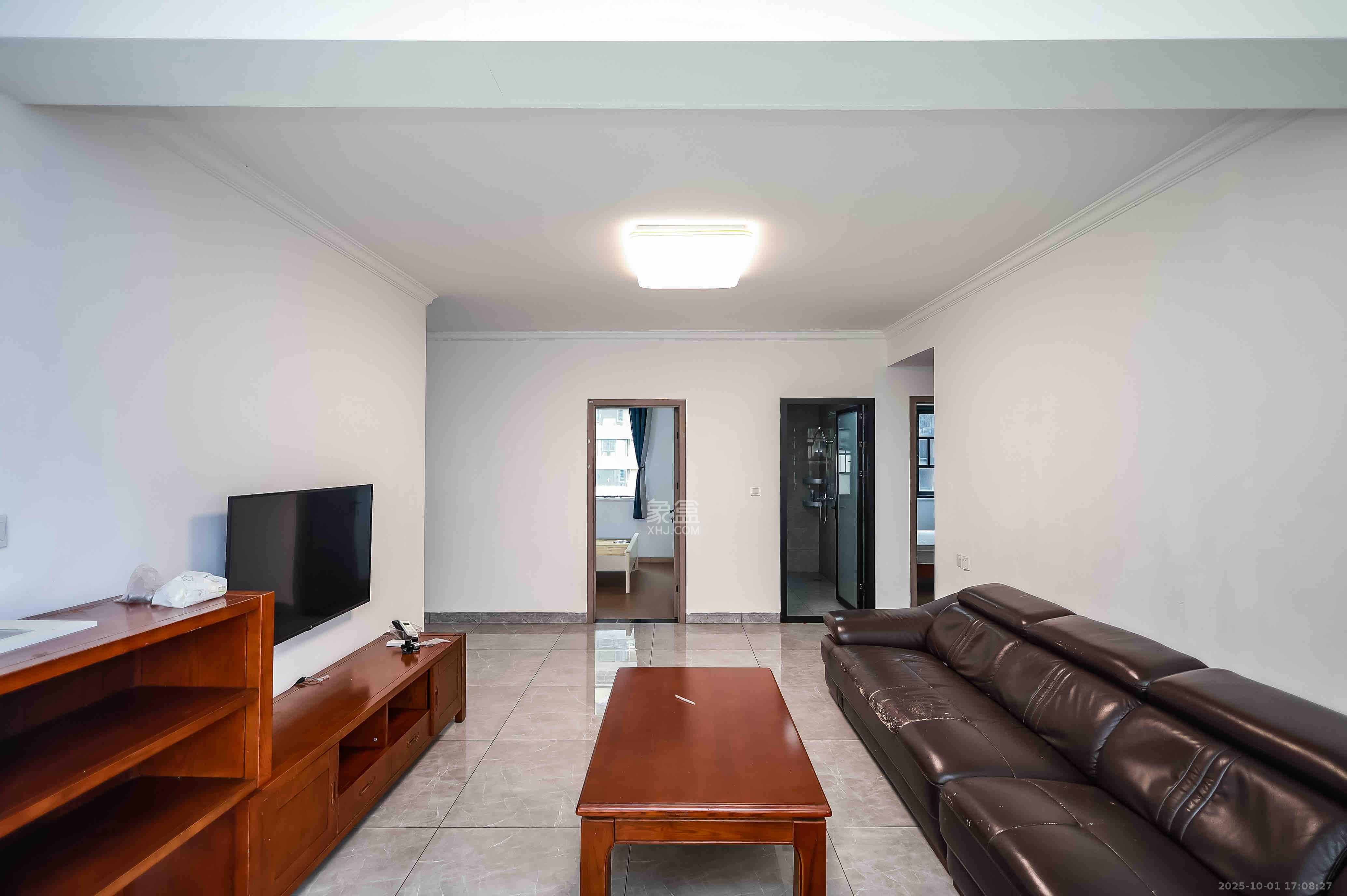 长房云时代 3室2厅1卫 3300.0元/月 长房云时代 3室2厅1卫 3300.0元/月室内图