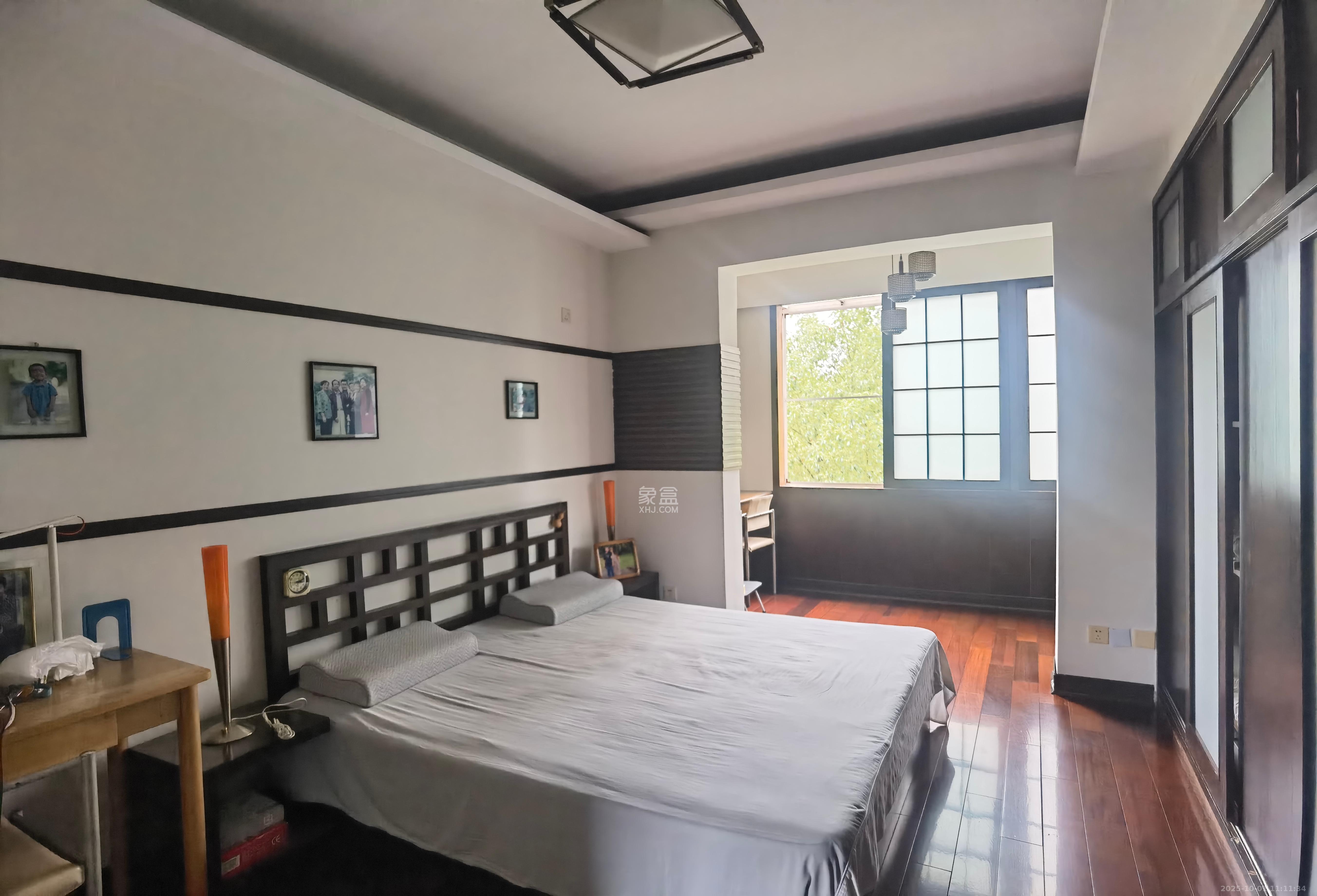 金鹰小区  3室2厅2卫    2700.0元/月 金鹰小区  3室2厅2卫    2700.0元/月室内图