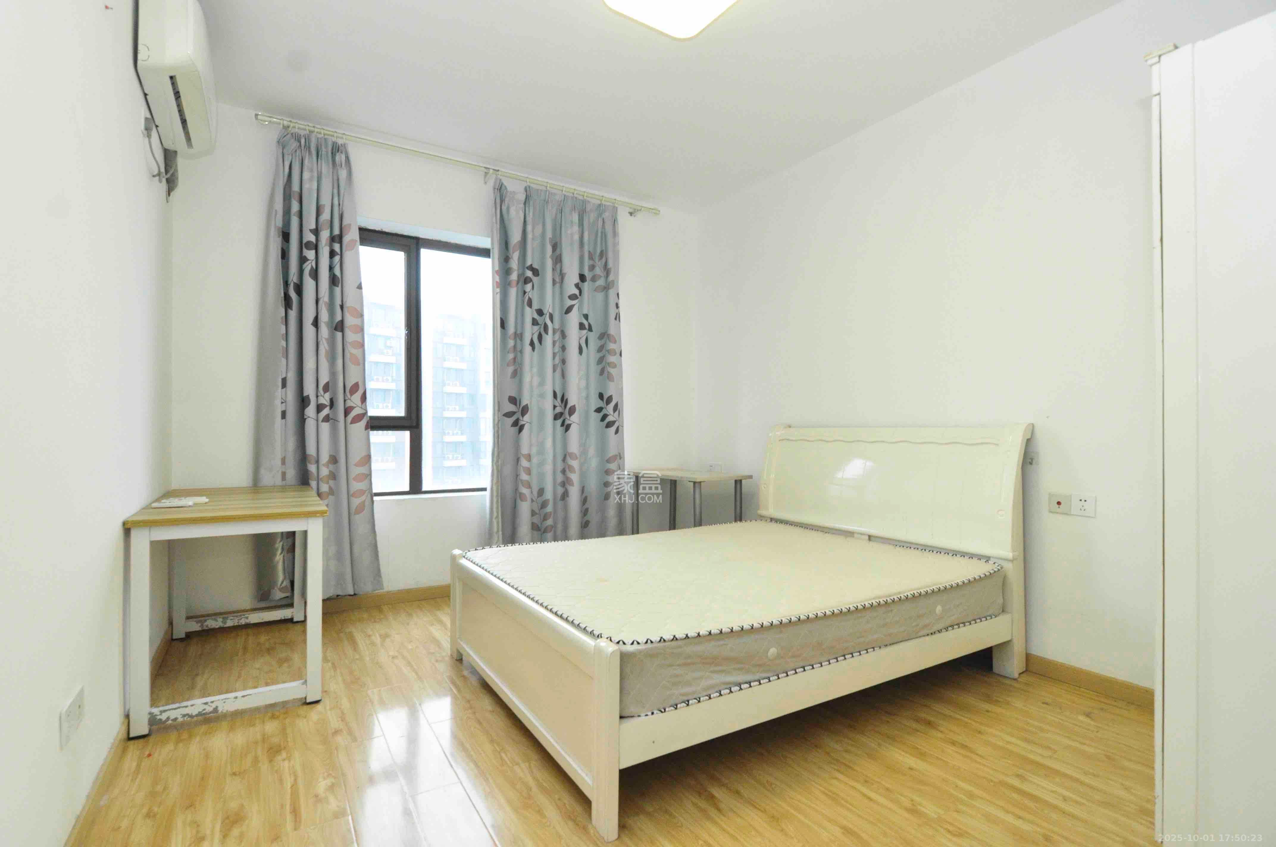 卓越浅水湾  1室1厅1卫    2600.0元/月 卓越浅水湾  1室1厅1卫    2600.0元/月室内图