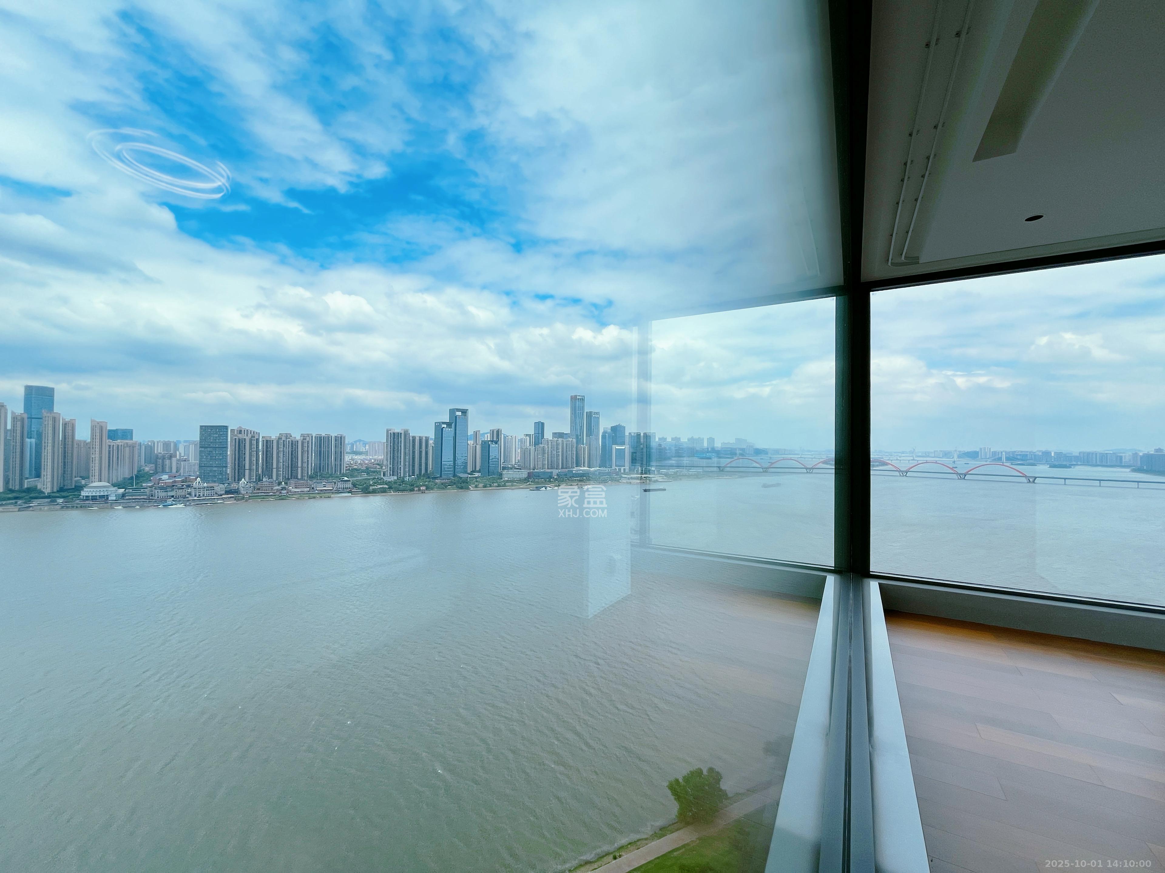 北辰瀚江府 4室2厅2卫 15500.0元/月 北辰瀚江府 4室2厅2卫 15500.0元/月室内图