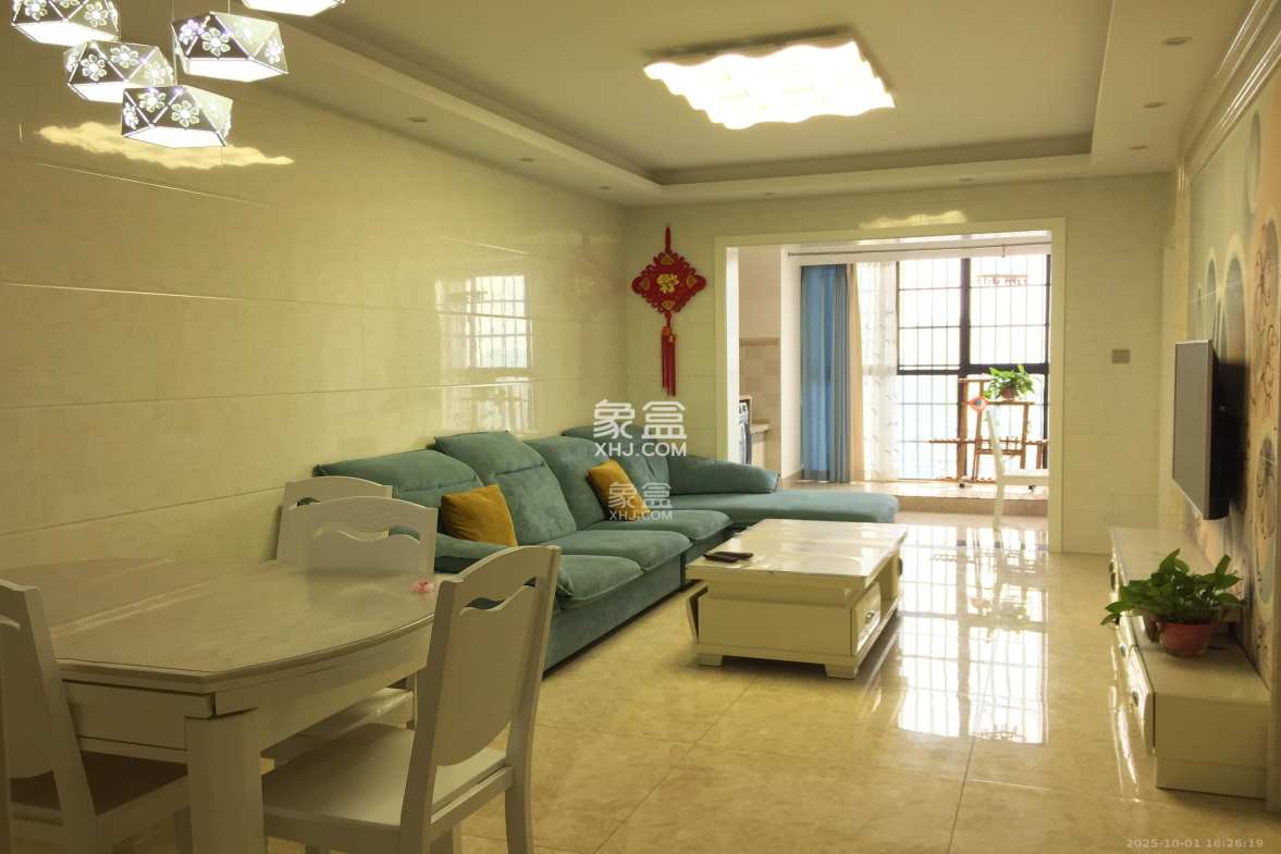 保利香槟国际 1室2厅1卫 2200.0元/月 保利香槟国际 1室2厅1卫 2200.0元/月室内图