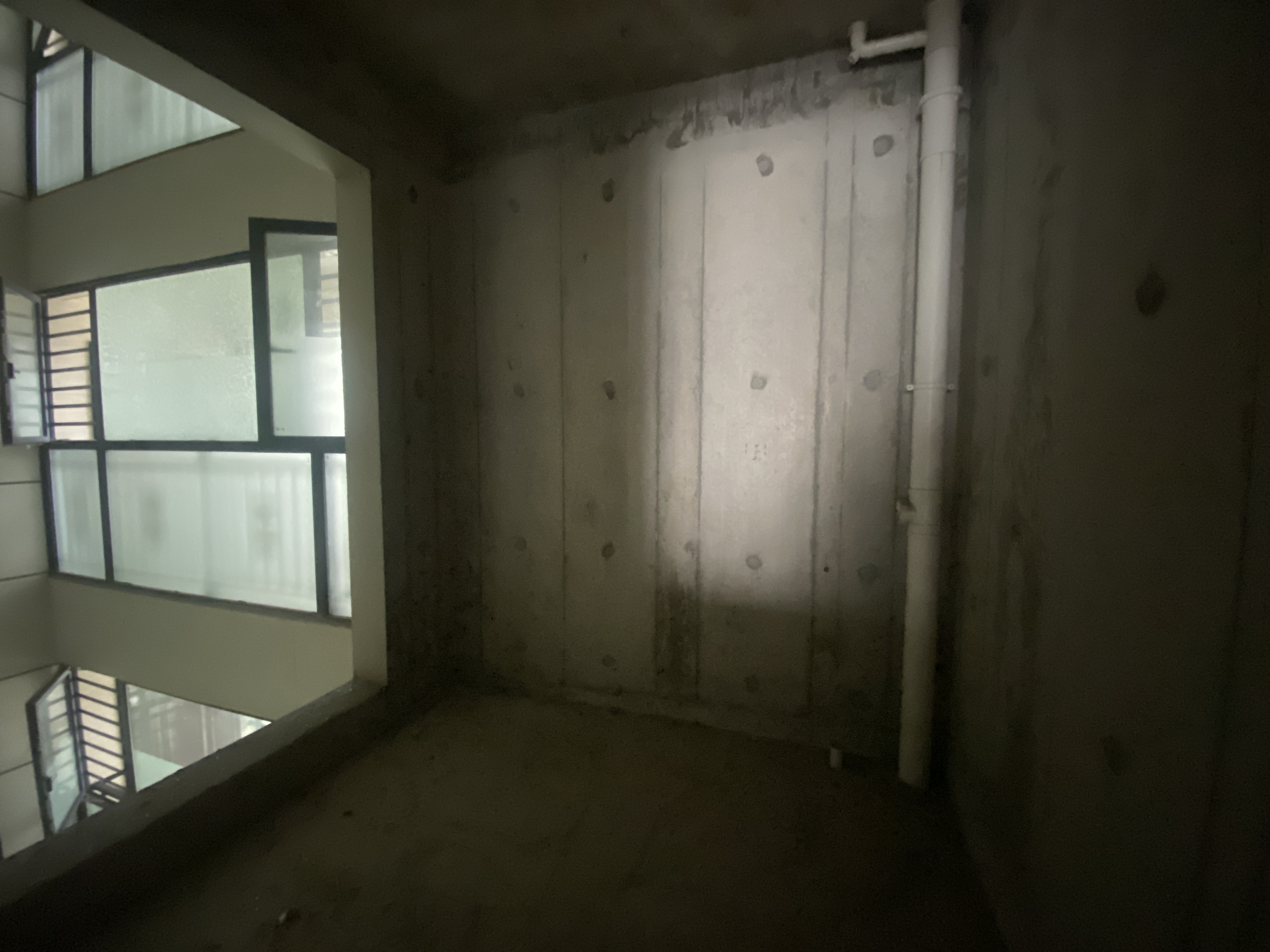 青春里 1室0厅0卫 92.8万 青春里 1室0厅0卫 92.8万客厅