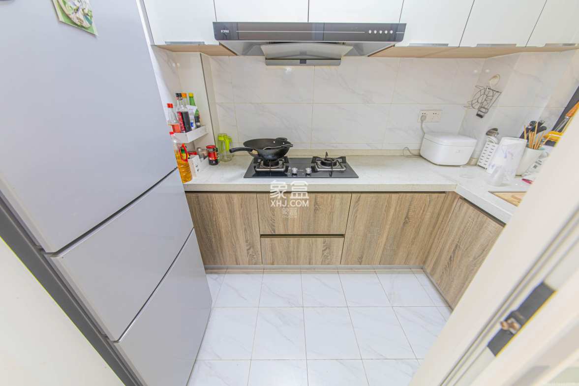 北辰中央公园DF区 3室2厅2卫 112.0万 北辰中央公园DF区 3室2厅2卫 112.0万厨房