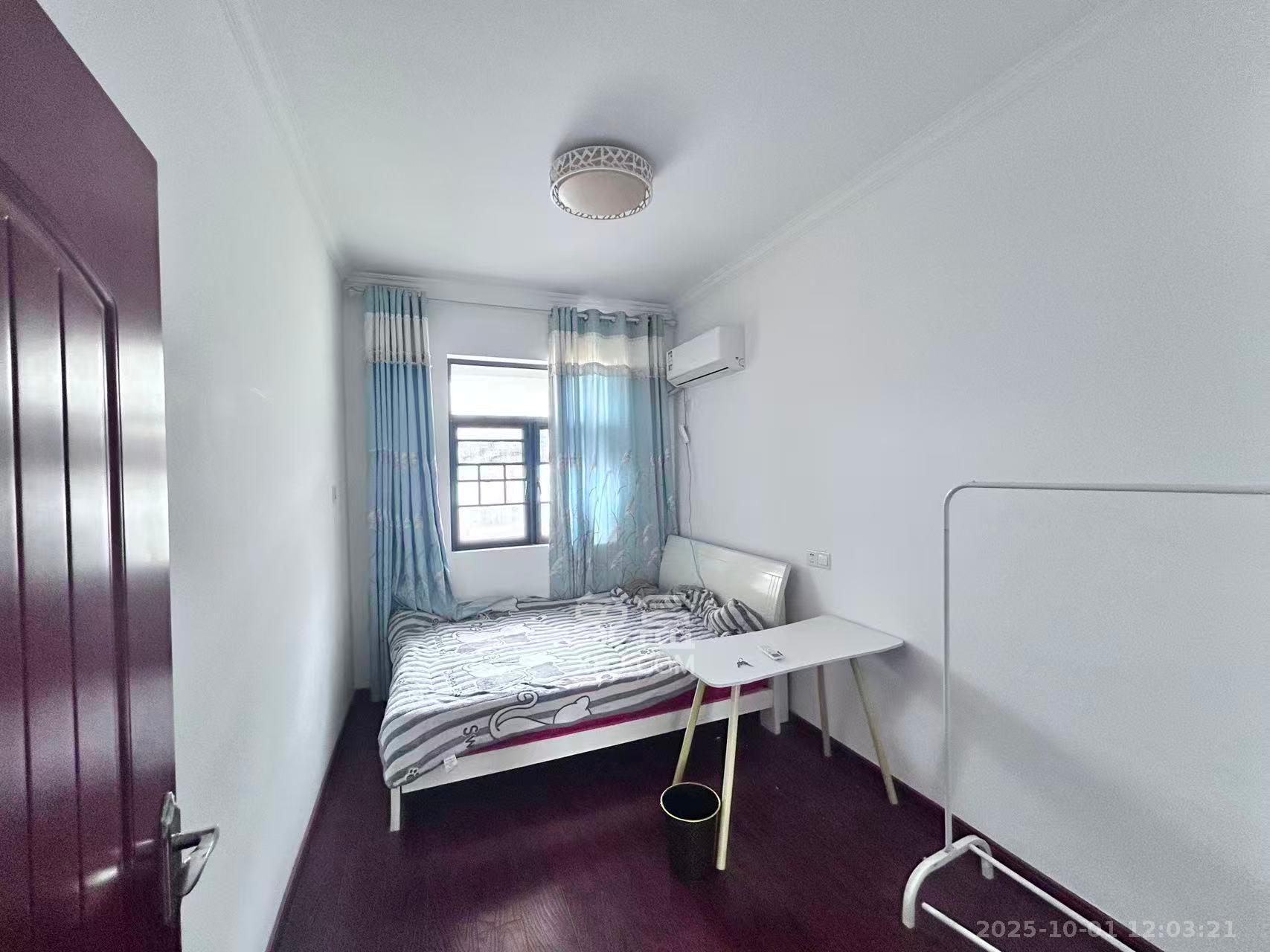 长盛岚庭 3室2厅2卫 2200.0元/月 长盛岚庭 3室2厅2卫 2200.0元/月室内图