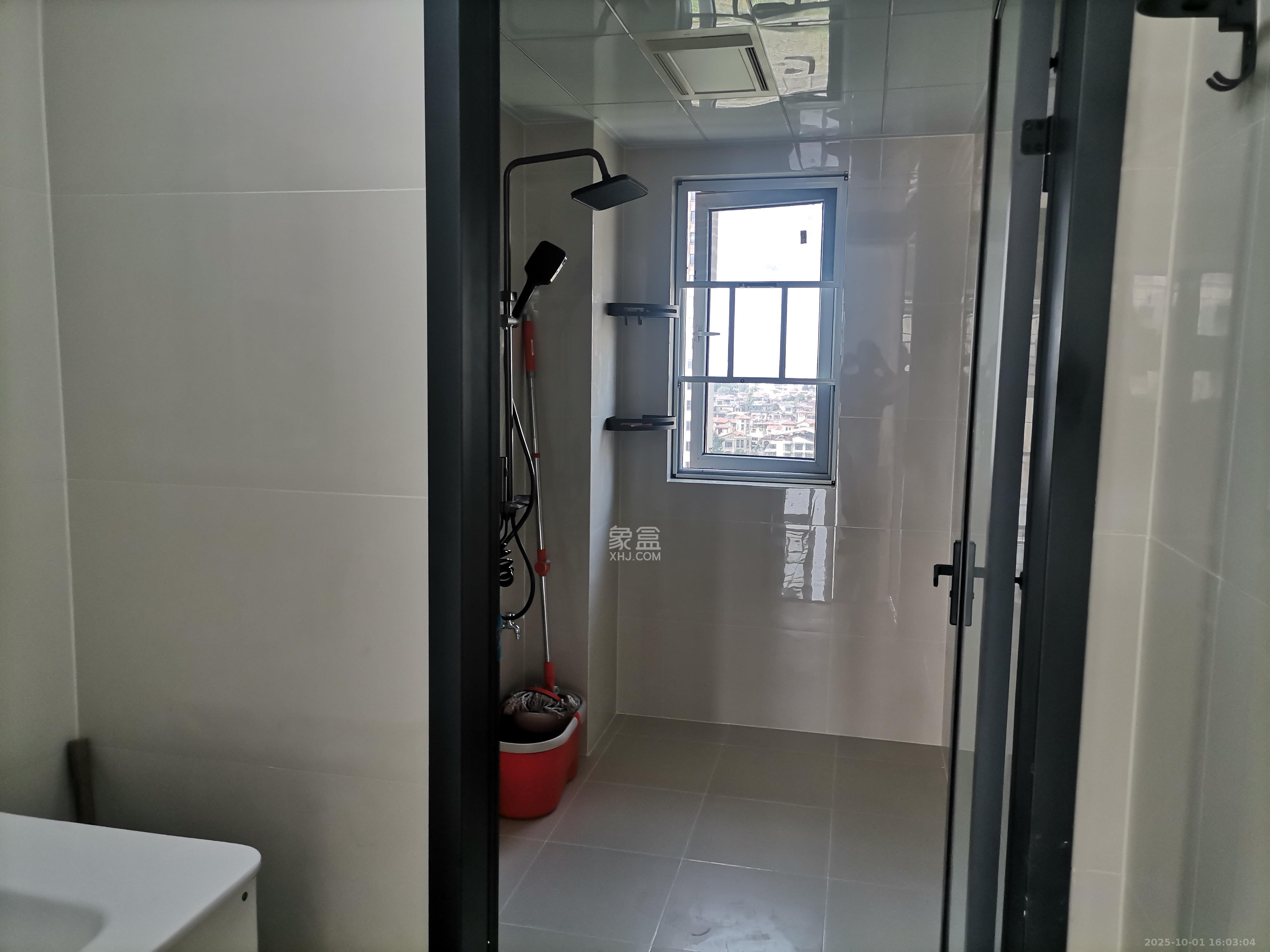 苏托佳园 3室2厅2卫 2000.0元/月 苏托佳园 3室2厅2卫 2000.0元/月室内图