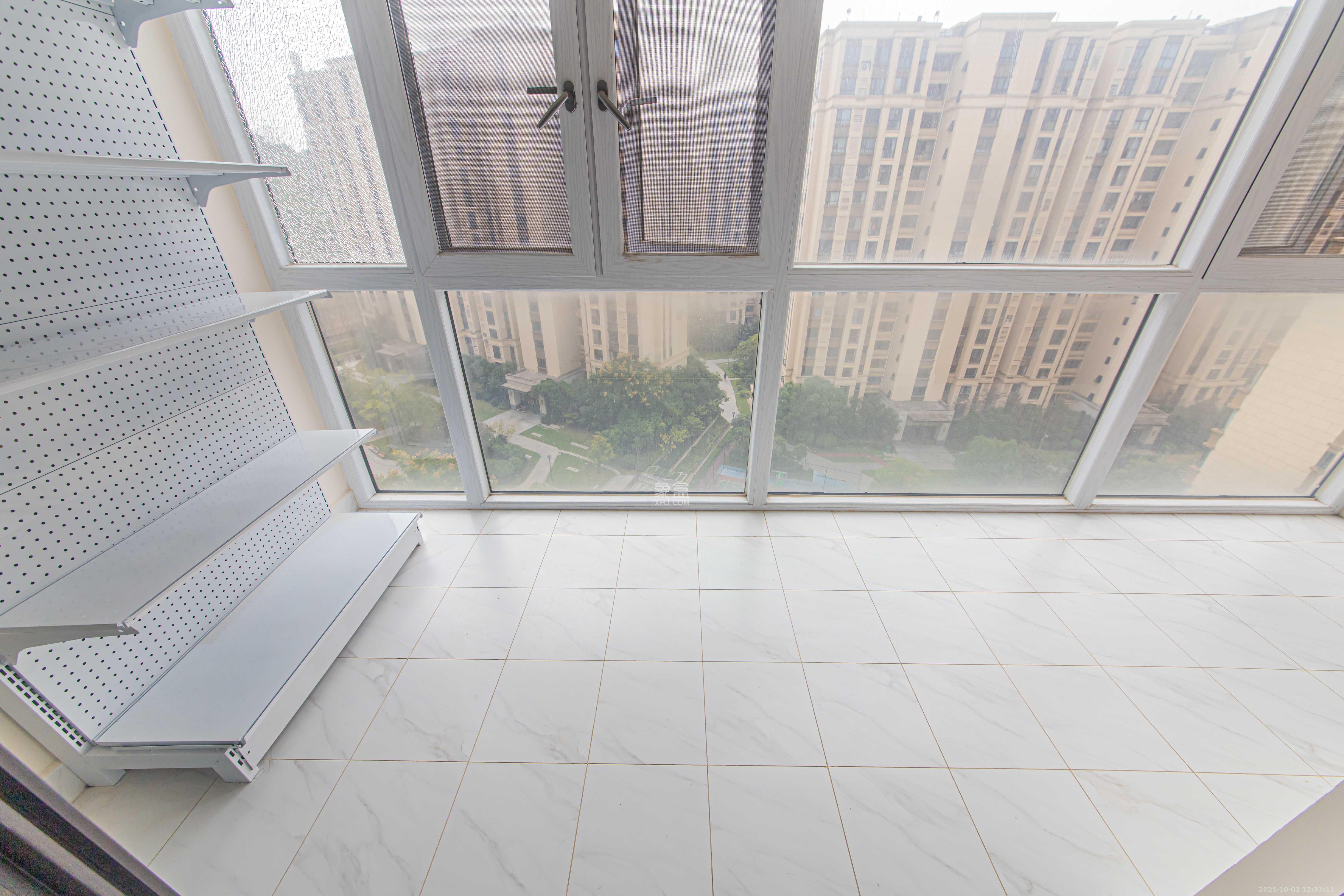 北辰中央公园DF区 3室2厅2卫 112.0万 北辰中央公园DF区 3室2厅2卫 112.0万阳台