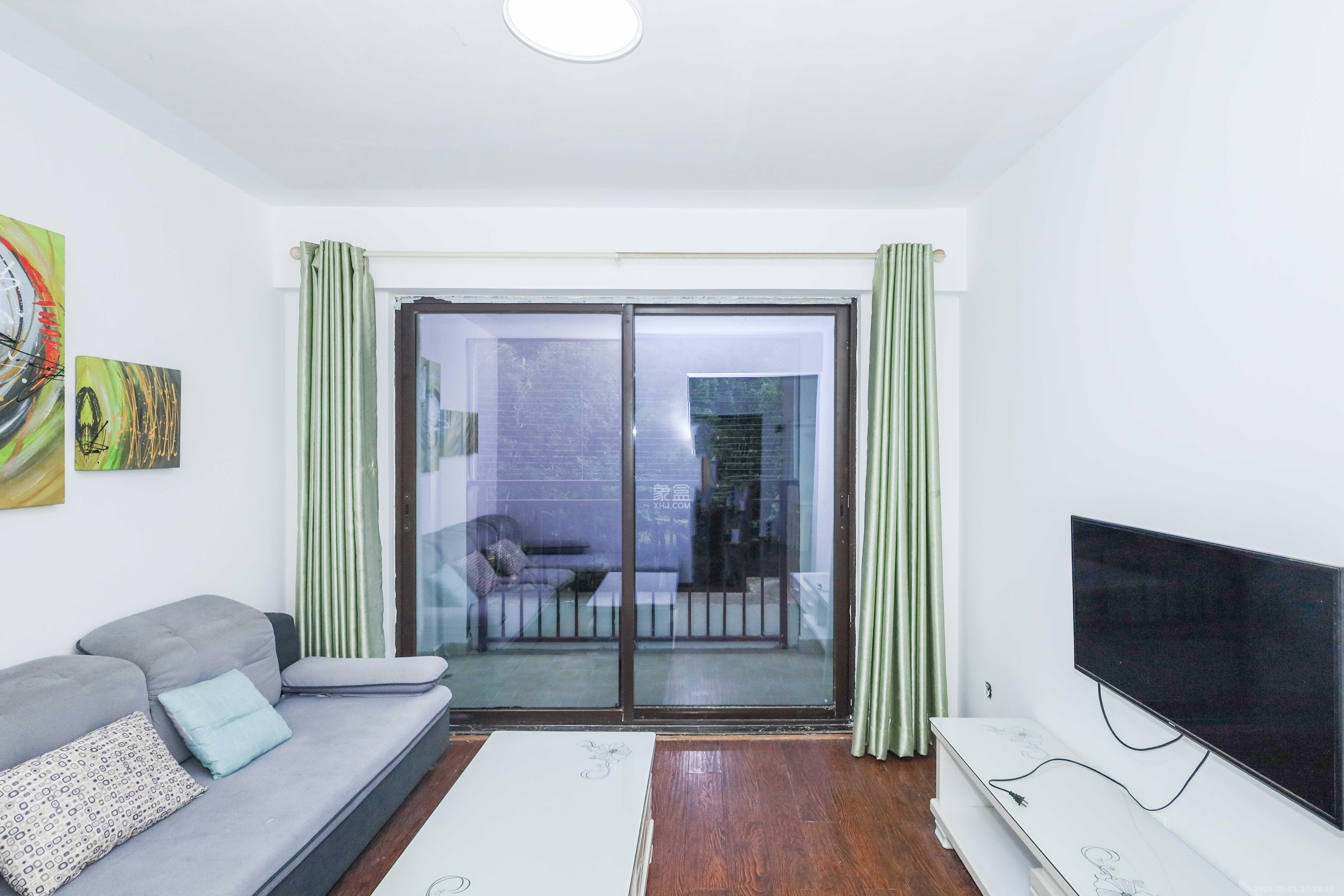 梅溪鑫苑名家 3室2厅1卫 2100.0元/月 梅溪鑫苑名家 3室2厅1卫 2100.0元/月室内图