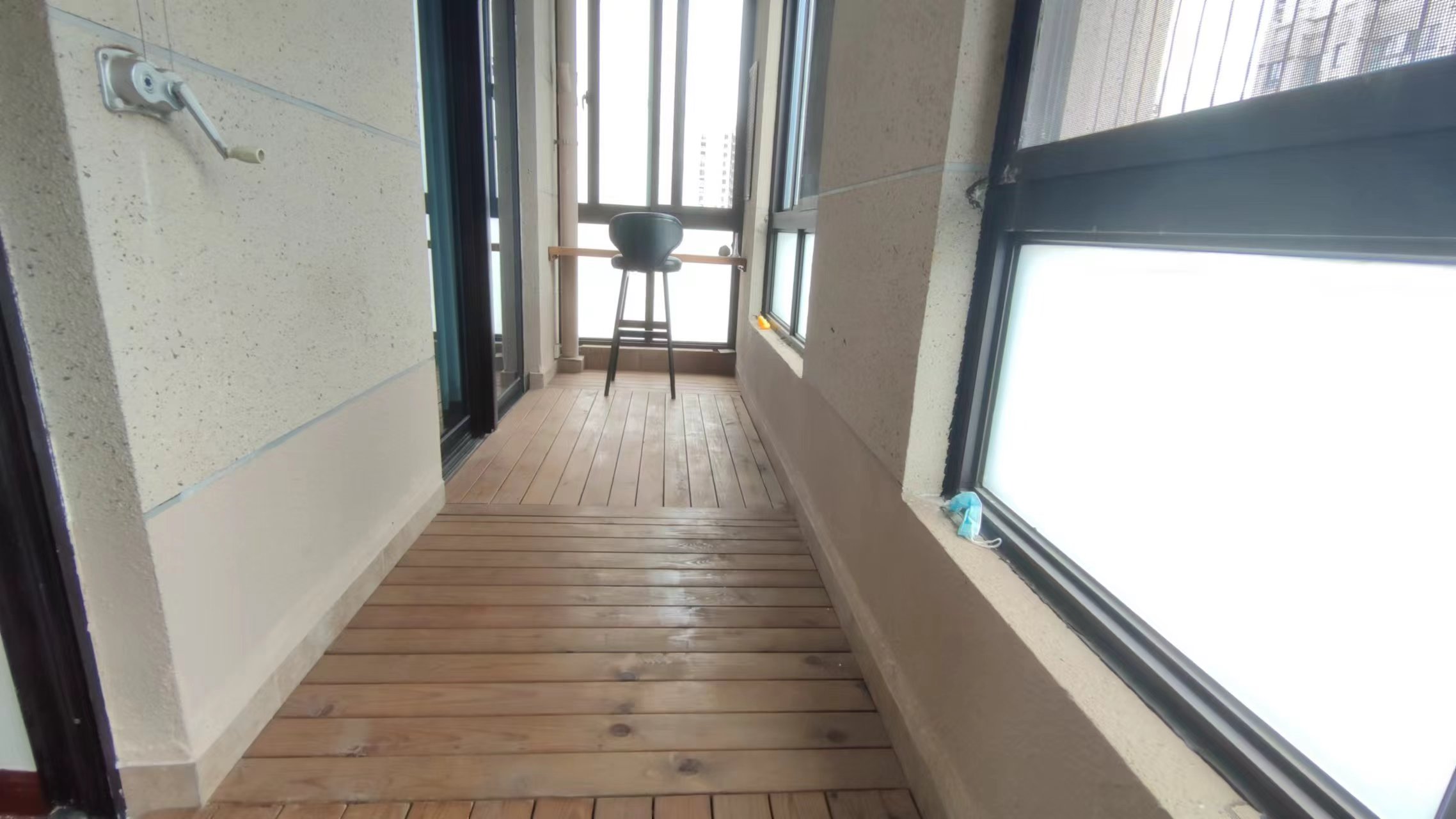 滨海新天地 3室2厅1卫 2800.0元/月 滨海新天地 3室2厅1卫 2800.0元/月室内图