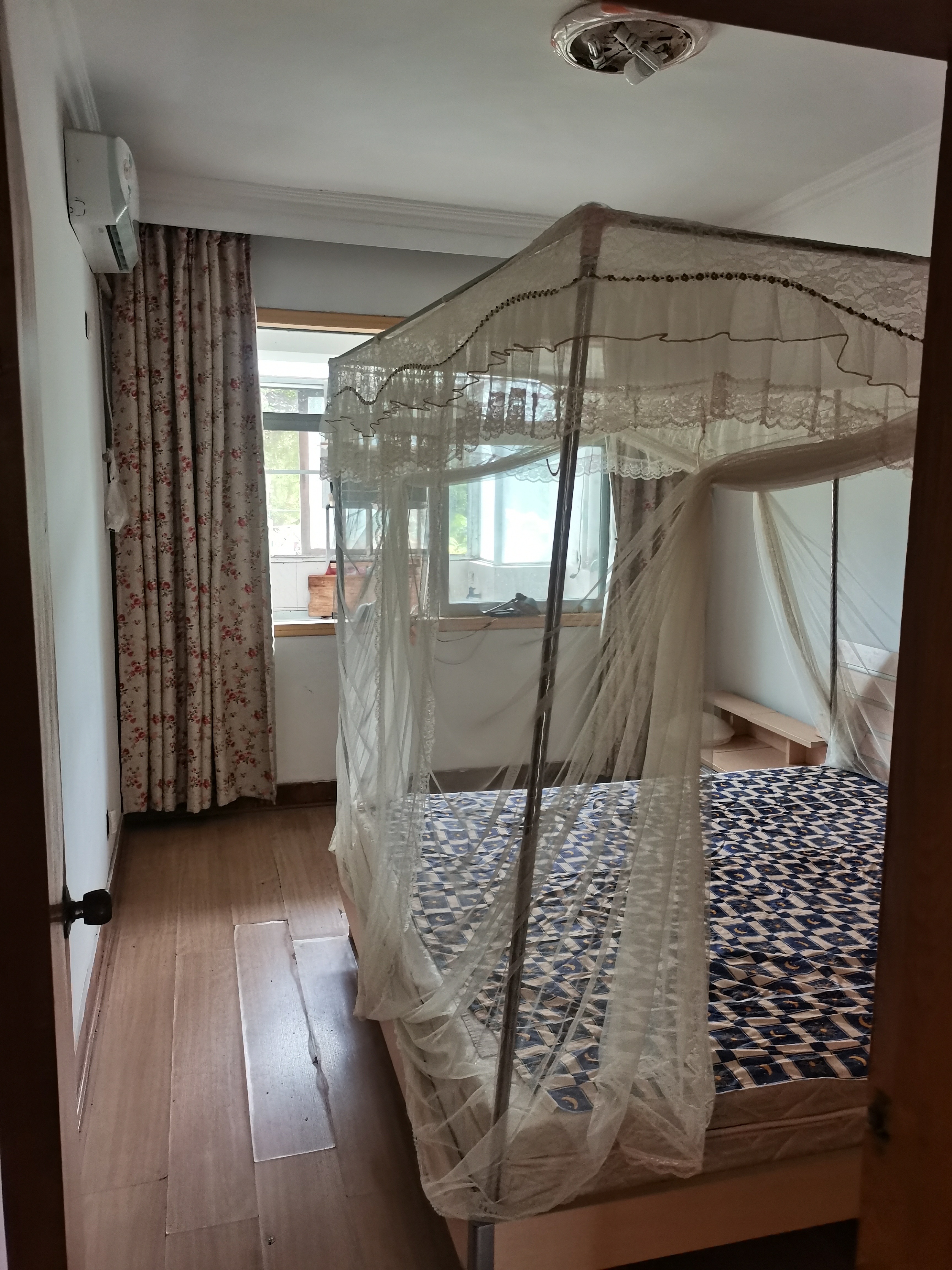 龙珠新城 2室2厅1卫 2200.0元/月 龙珠新城 2室2厅1卫 2200.0元/月室内图