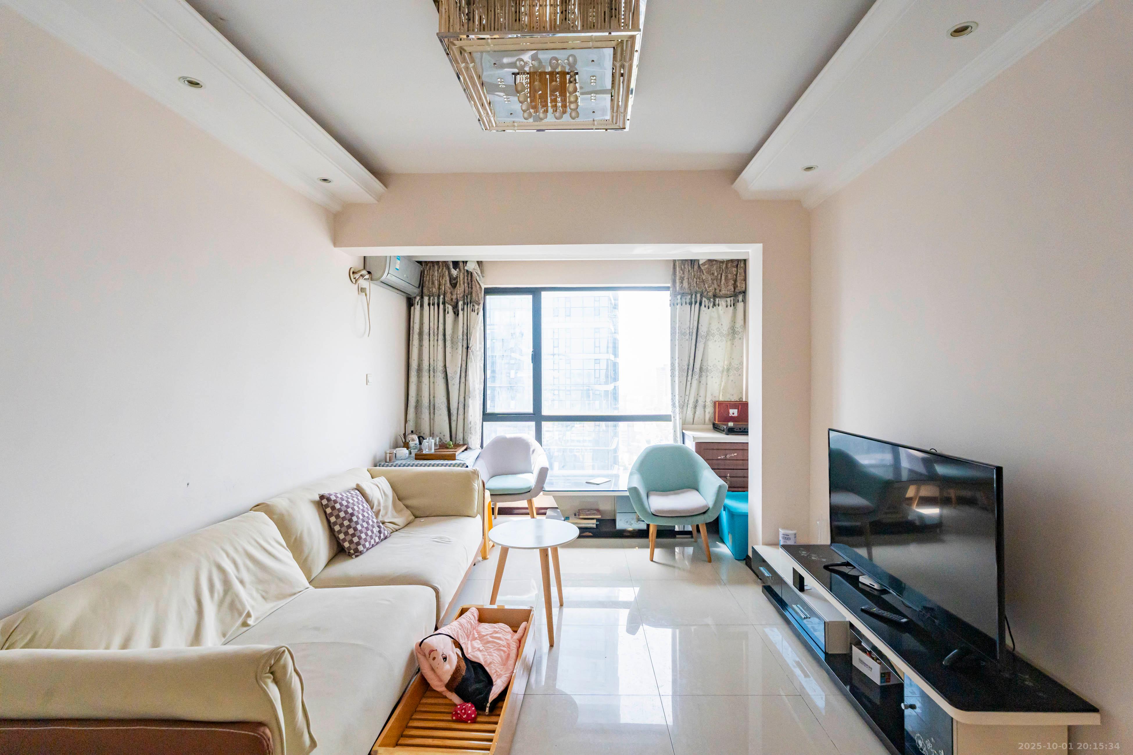 公园9号 1室1厅1卫 3500.0元/月 公园9号 1室1厅1卫 3500.0元/月室内图