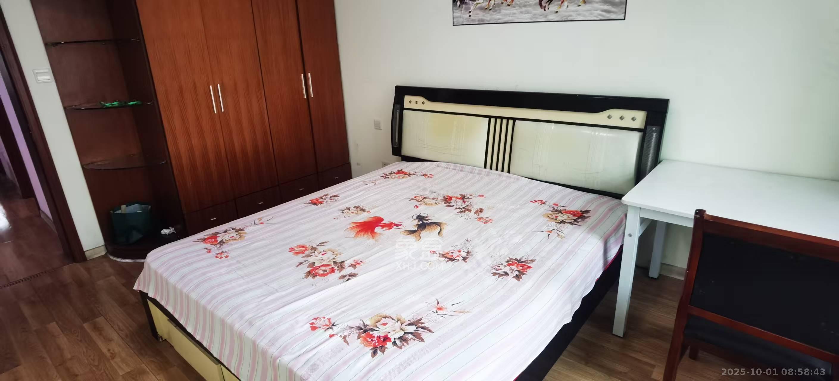 天峰名苑 3室2厅1卫 1800.0元/月 天峰名苑 3室2厅1卫 1800.0元/月室内图