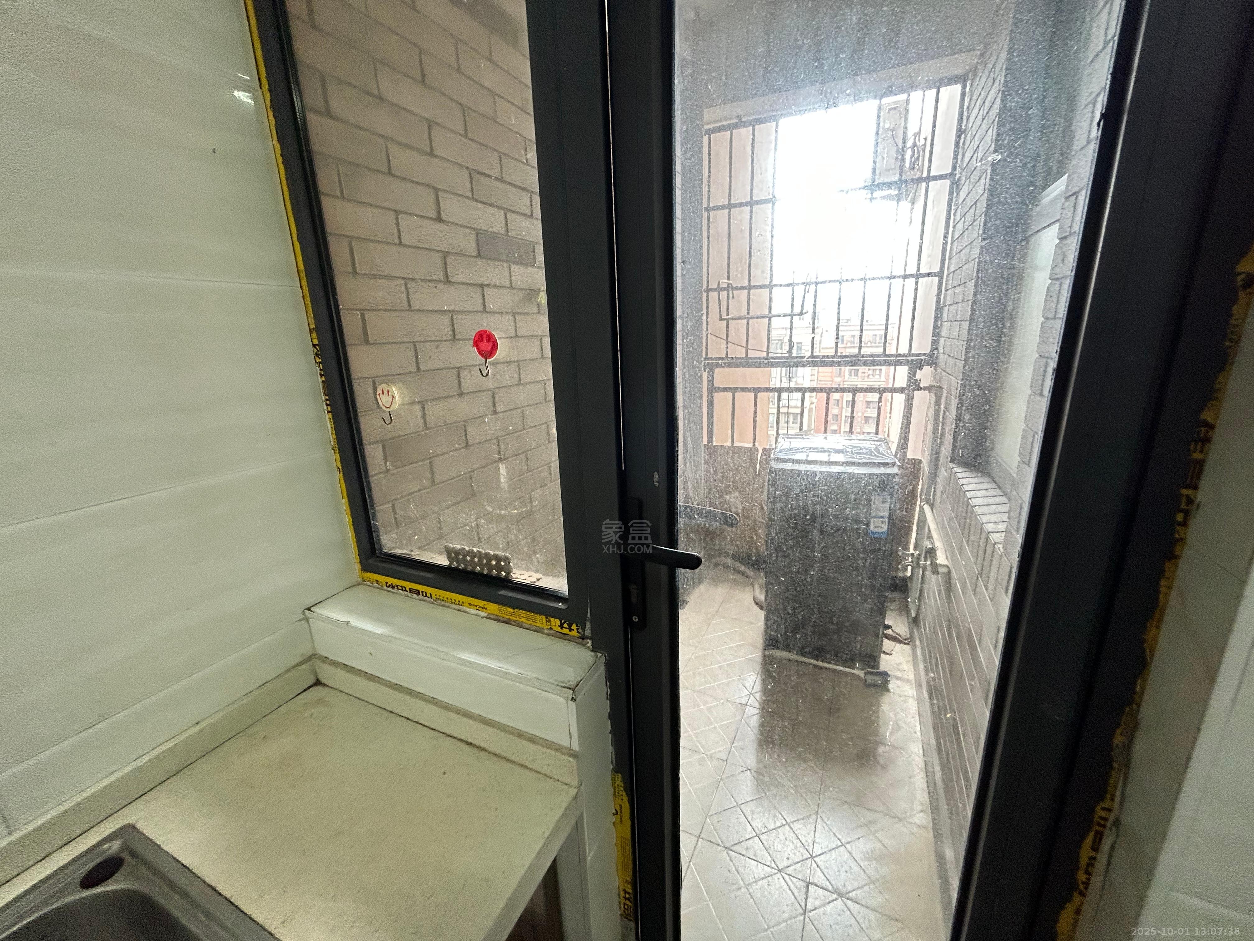 尚格名城香榭丽舍 2室2厅1卫 1500.0元/月 尚格名城香榭丽舍 2室2厅1卫 1500.0元/月室内图