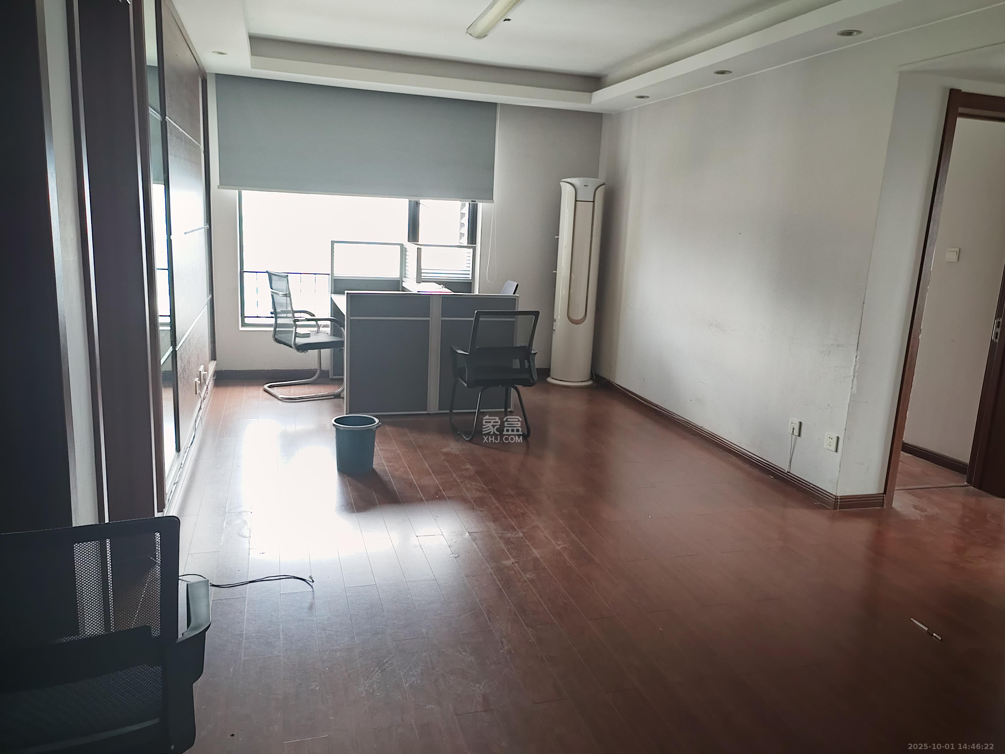 万科金域华府三四期 3室2厅1卫 2600.0元/月 万科金域华府三四期 3室2厅1卫 2600.0元/月室内图