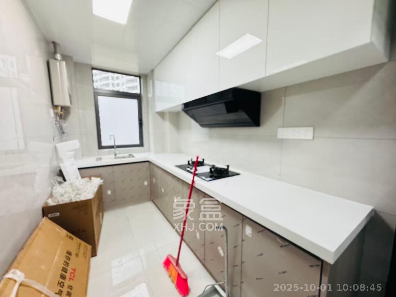 湖湘时代名邸公园壹号  3室1厅1卫   3200.00元/月室内图