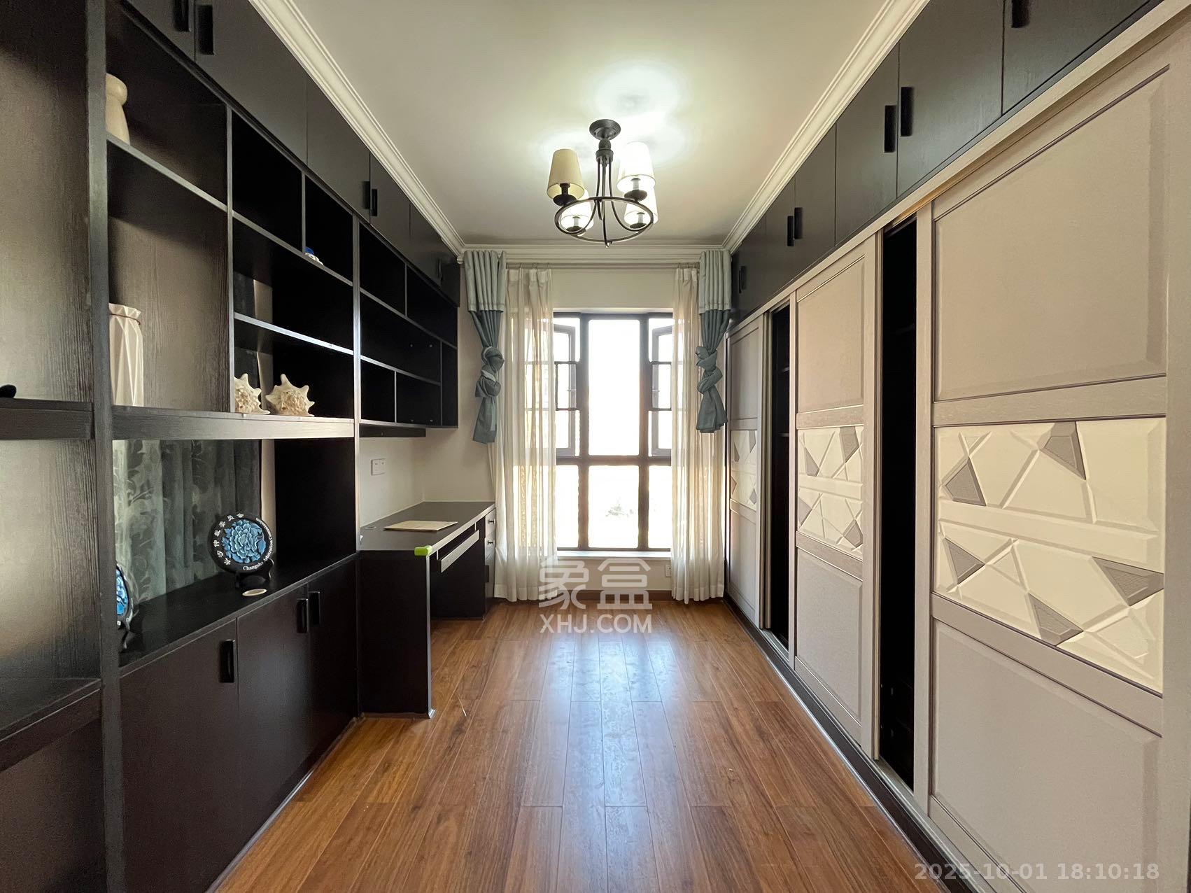 阿普阿布  1室2厅1卫    2800.0元/月室内图