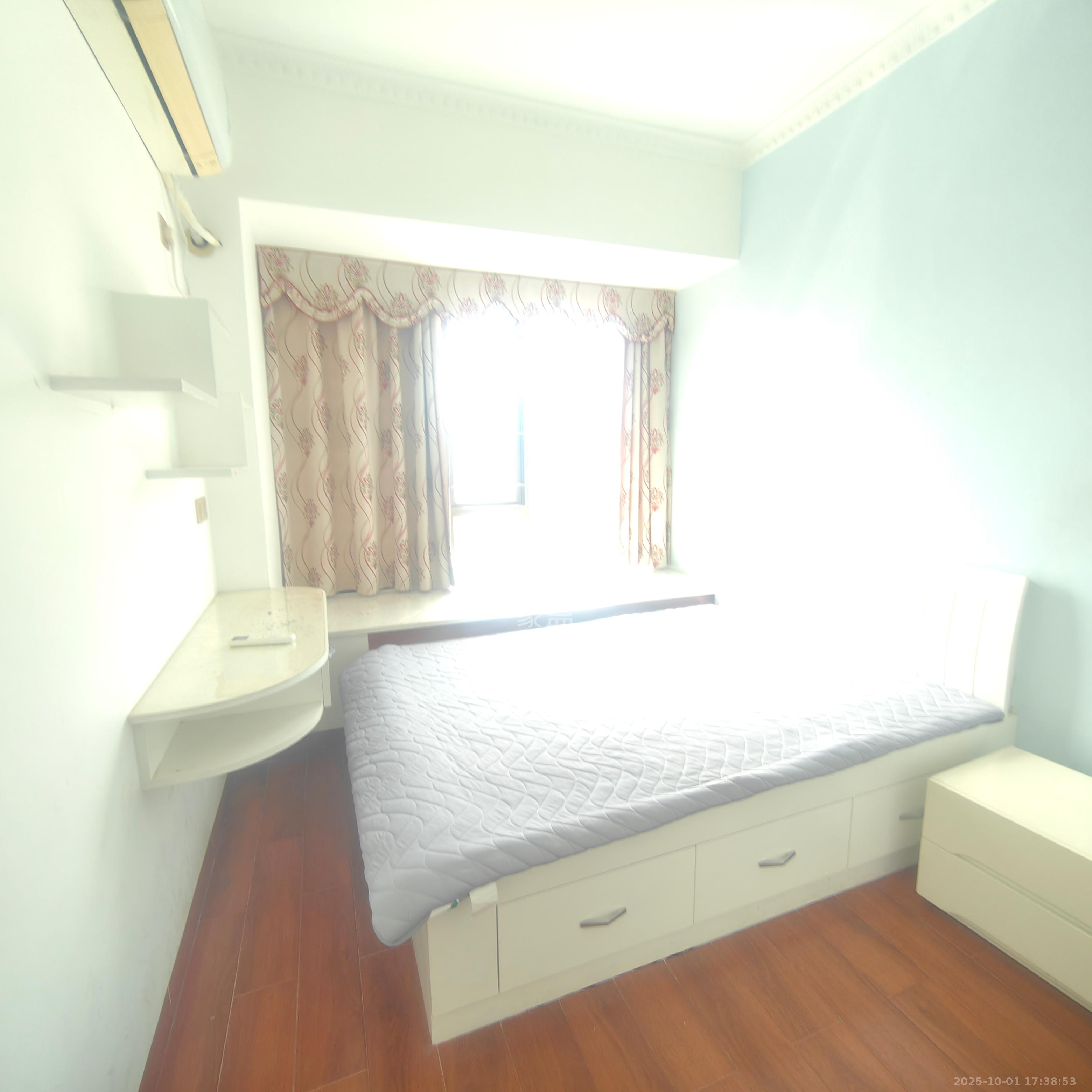 江山帝景雅典 3室2厅1卫 2000.0元/月 江山帝景雅典 3室2厅1卫 2000.0元/月室内图