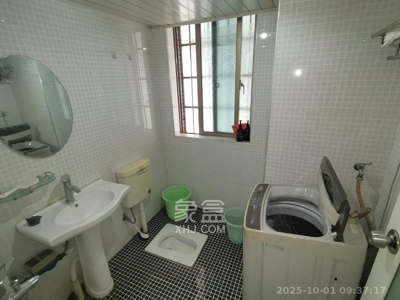 香颂国际  2室1厅1卫    1500.0元/月 香颂国际  2室1厅1卫    1500.0元/月室内图