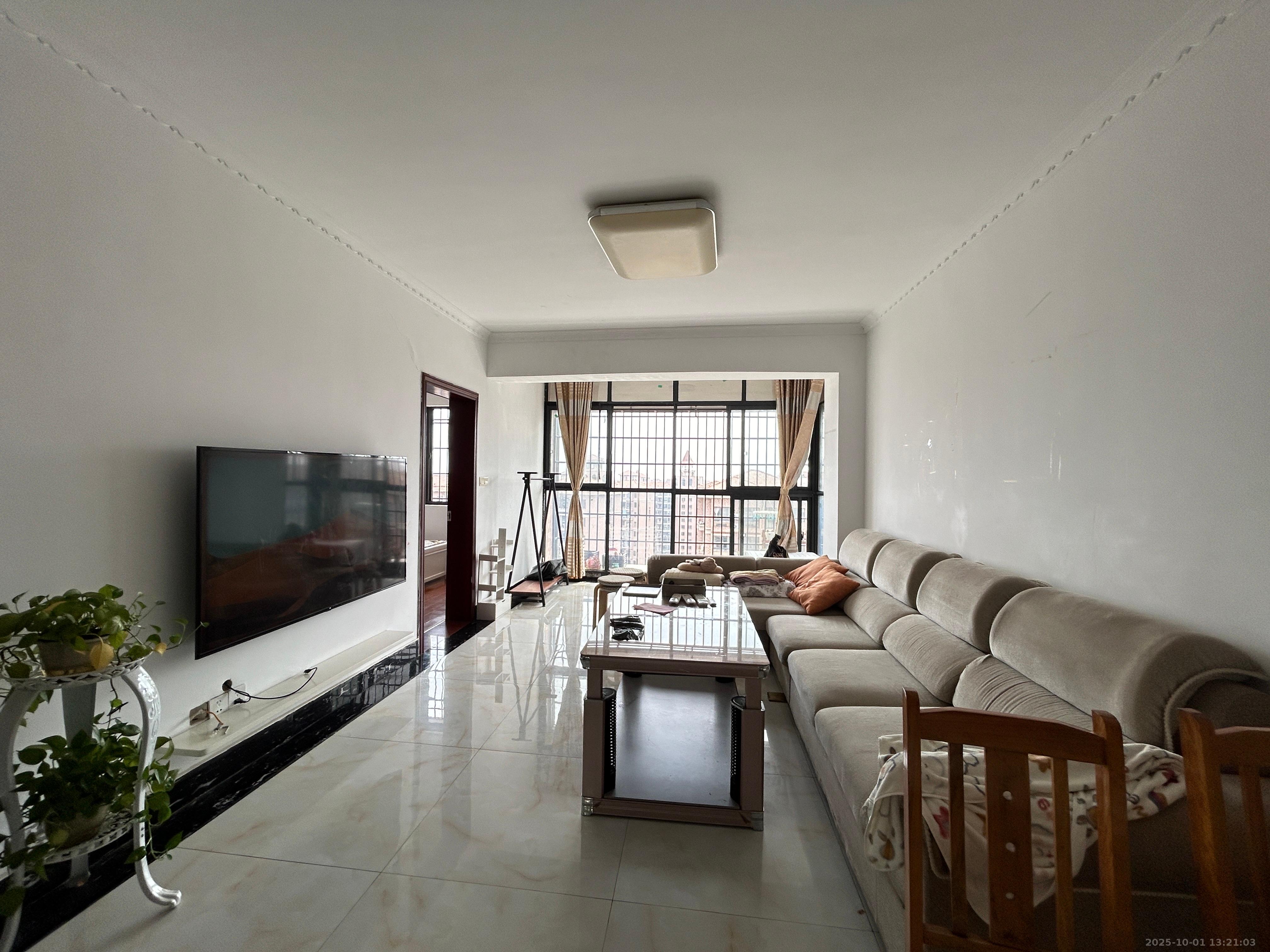 康桥长郡 3室2厅1卫 1800.0元/月 康桥长郡 3室2厅1卫 1800.0元/月室内图