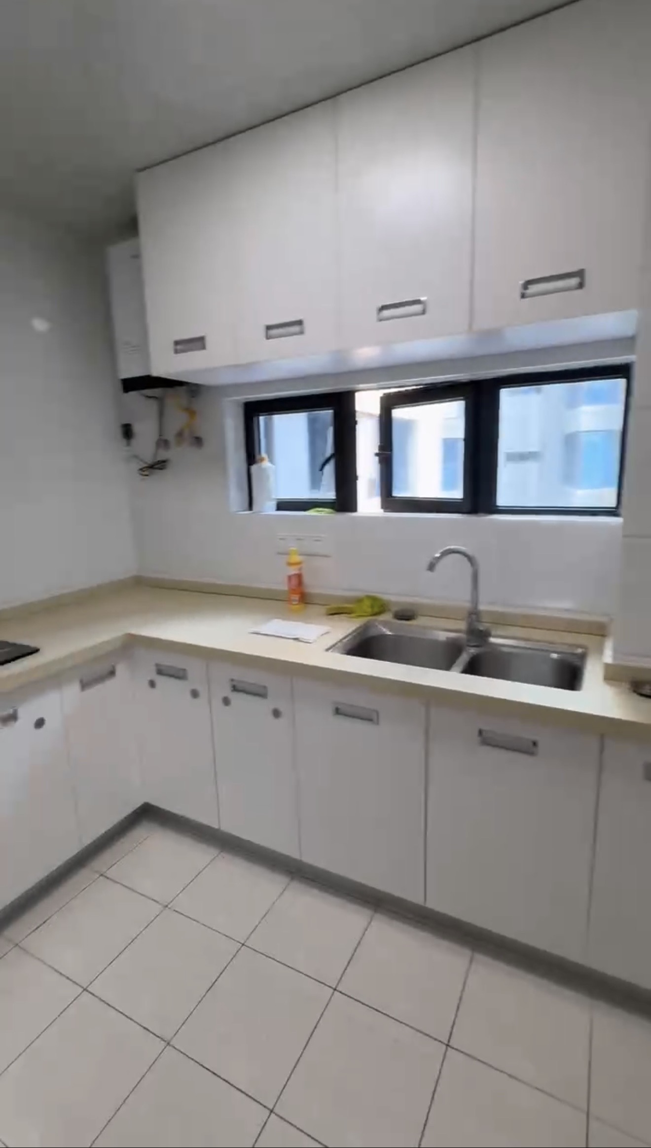 保利中央海岸三期熙园 3室2厅2卫 3500.0元/月 保利中央海岸三期熙园 3室2厅2卫 3500.0元/月室内图