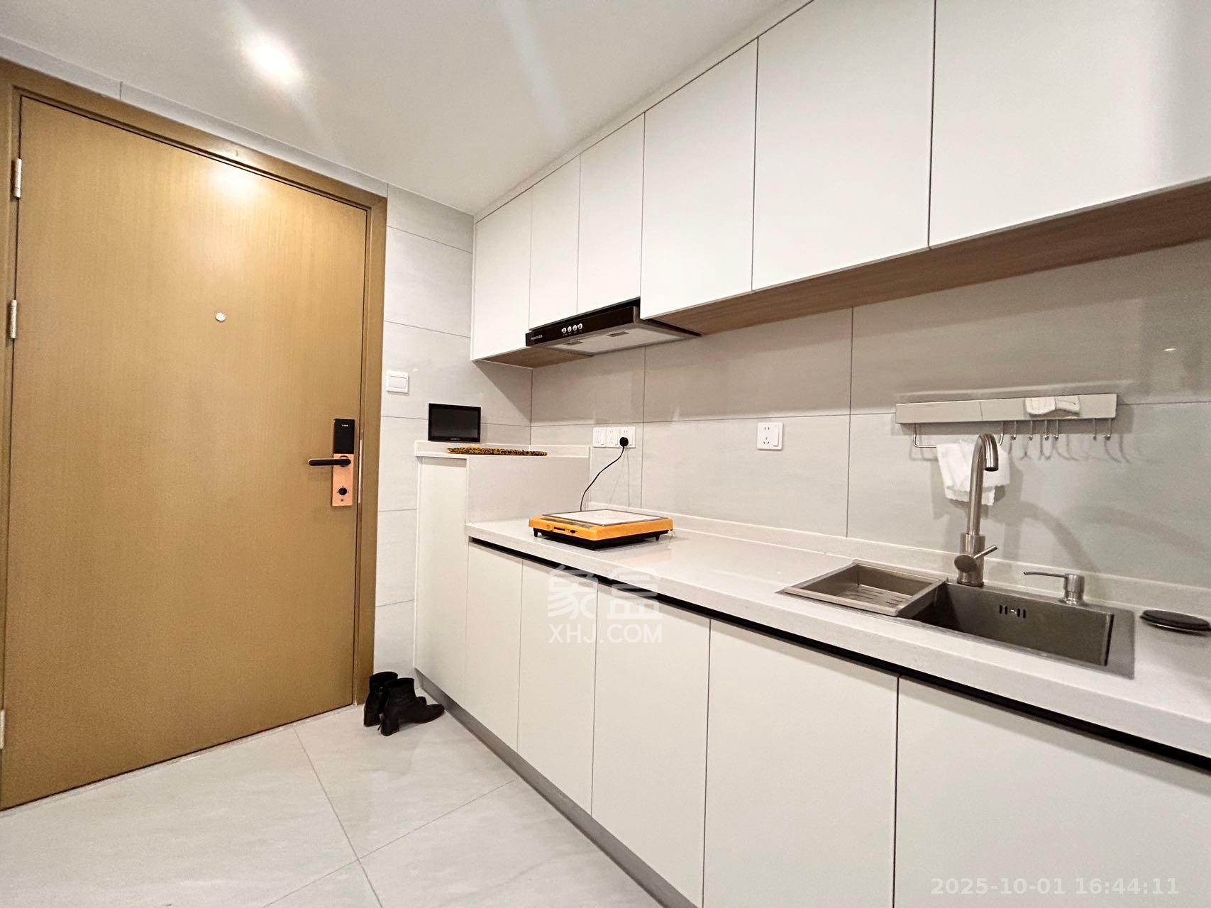 时代MOMA云PARK 2室1厅1卫 2400.0元/月 时代MOMA云PARK 2室1厅1卫 2400.0元/月室内图