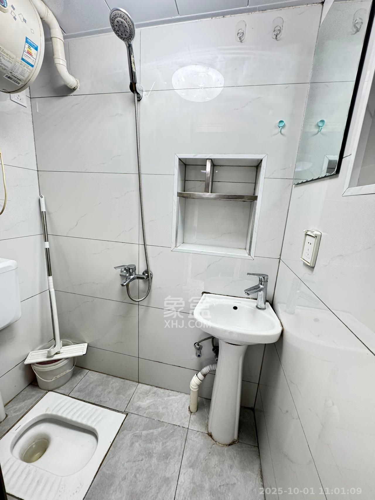 湖南中医学院梨子山宿舍/湖南省中医附一医院  2室0厅1卫    1200.0元/月室内图