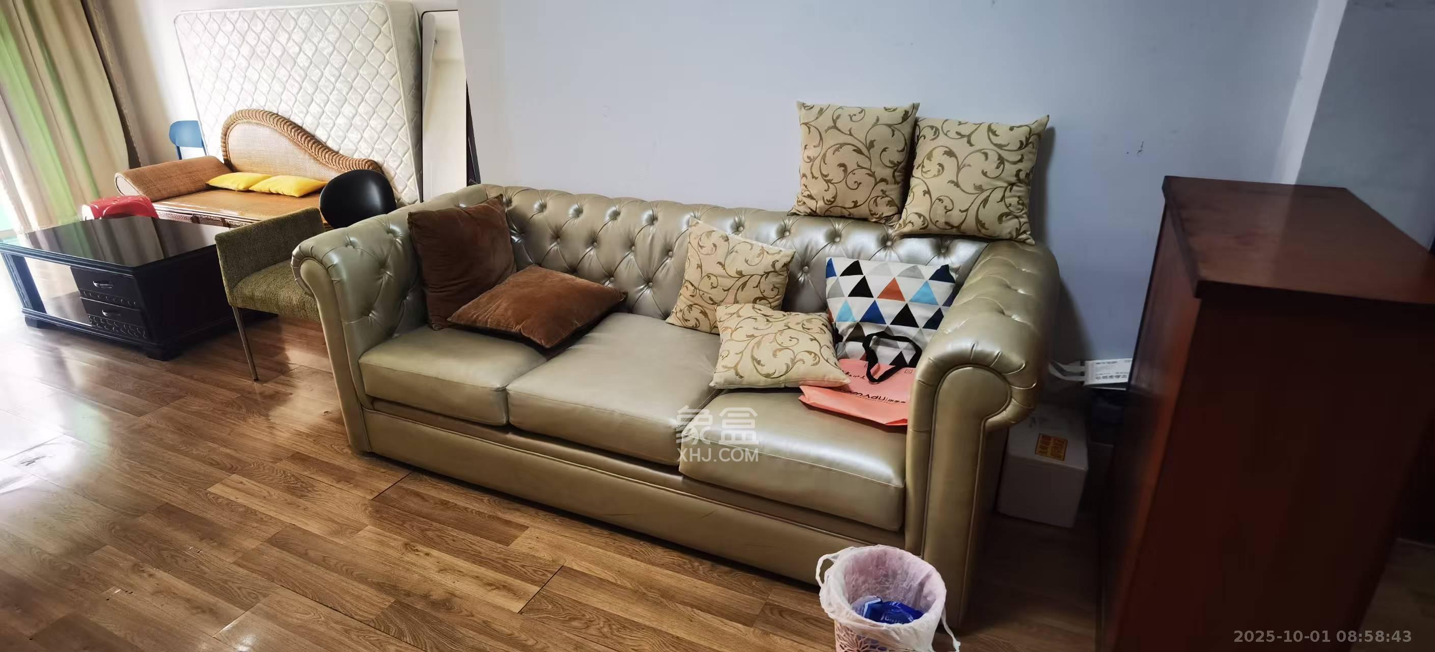 天峰名苑 3室2厅1卫 1800.0元/月 天峰名苑 3室2厅1卫 1800.0元/月室内图