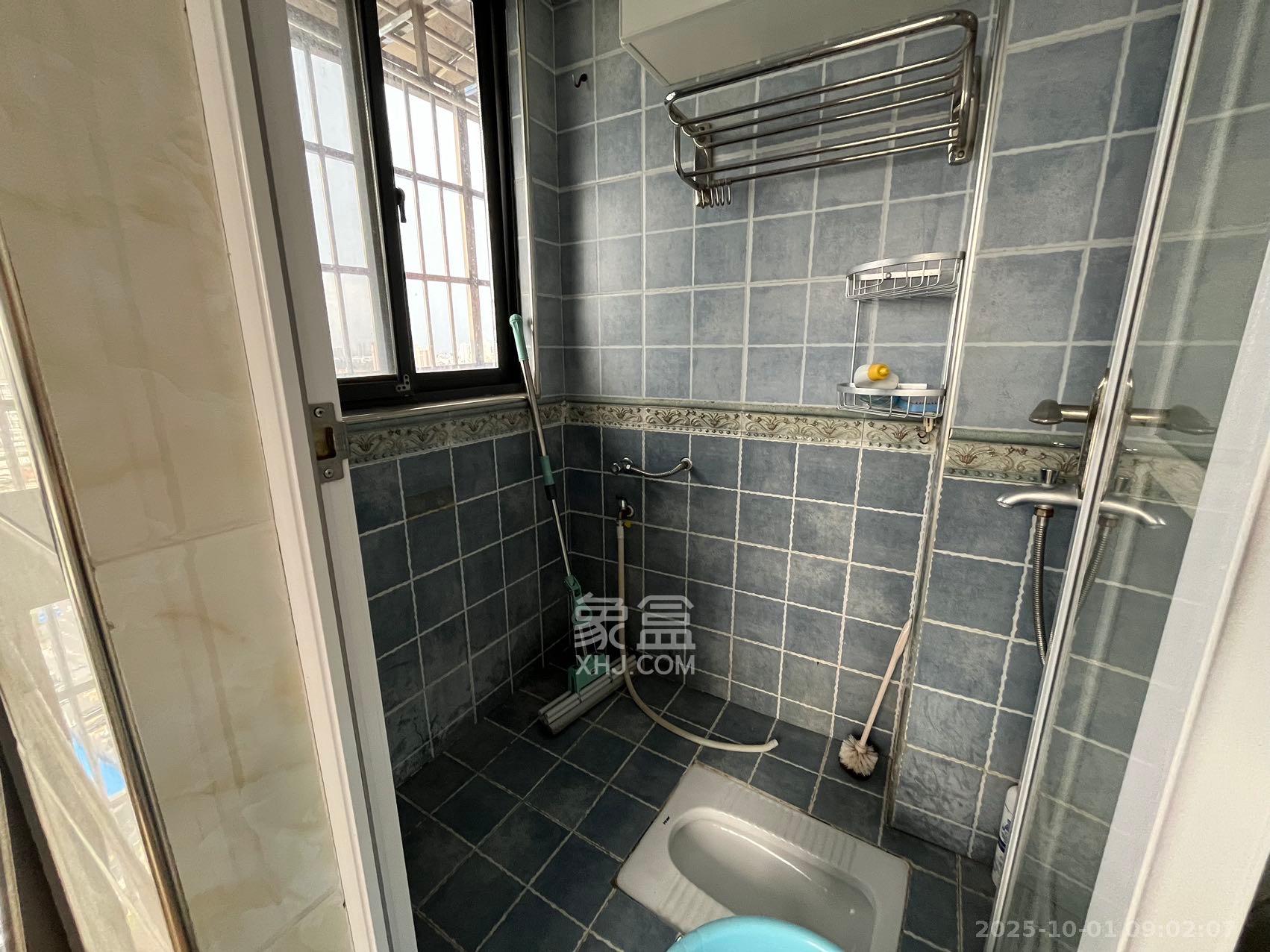 长永佳苑 1室1厅1卫 1500.00元/月 长永佳苑 1室1厅1卫 1500.00元/月室内图