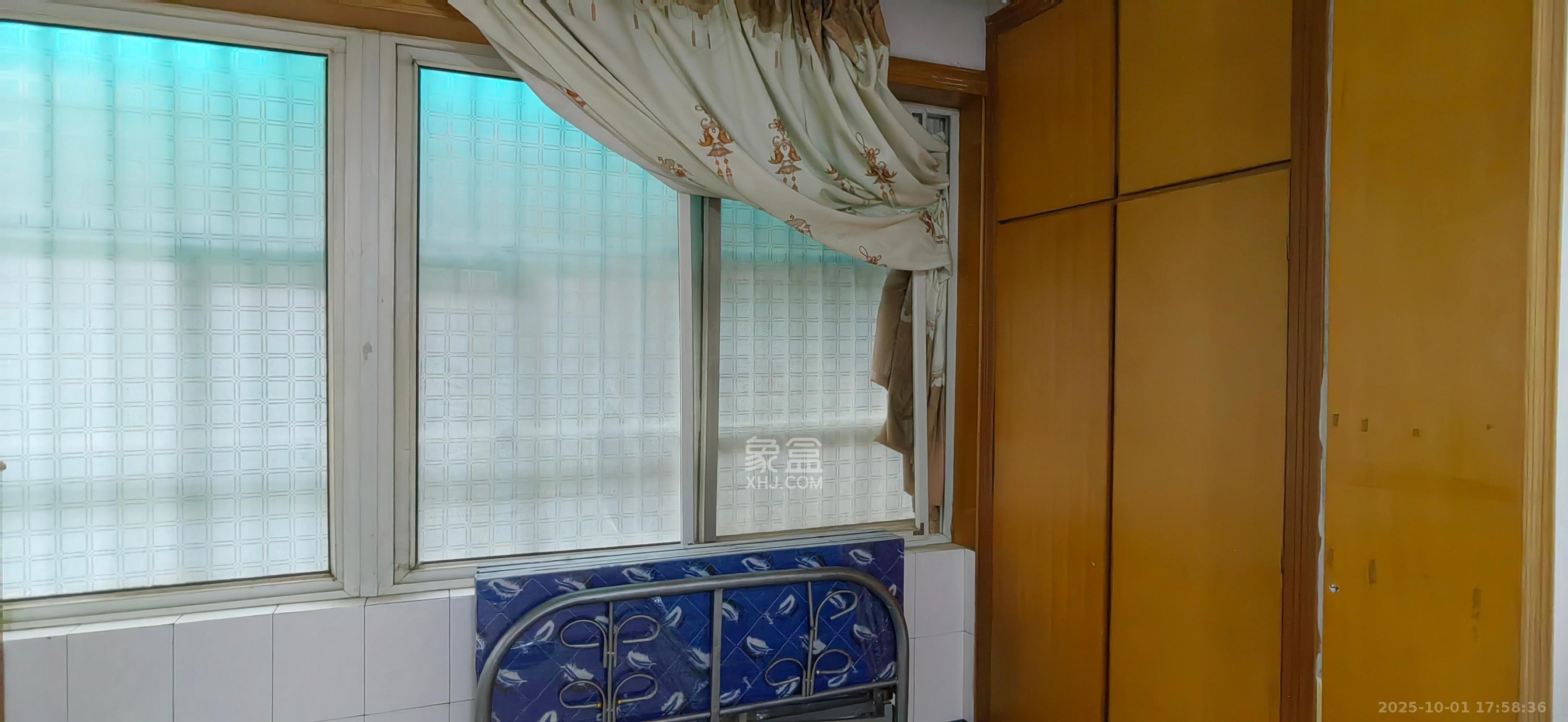 新世纪家园 1室1厅1卫 960.0元/月 新世纪家园 1室1厅1卫 960.0元/月室内图