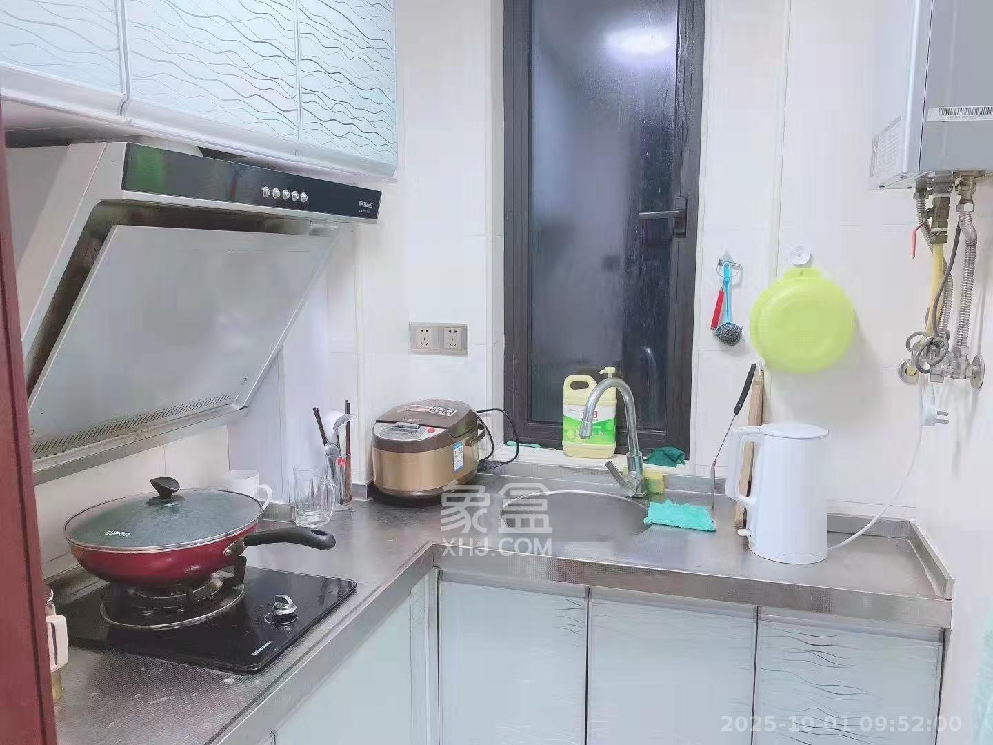 达美D6区  1室1厅1卫   1650.00元/月室内图