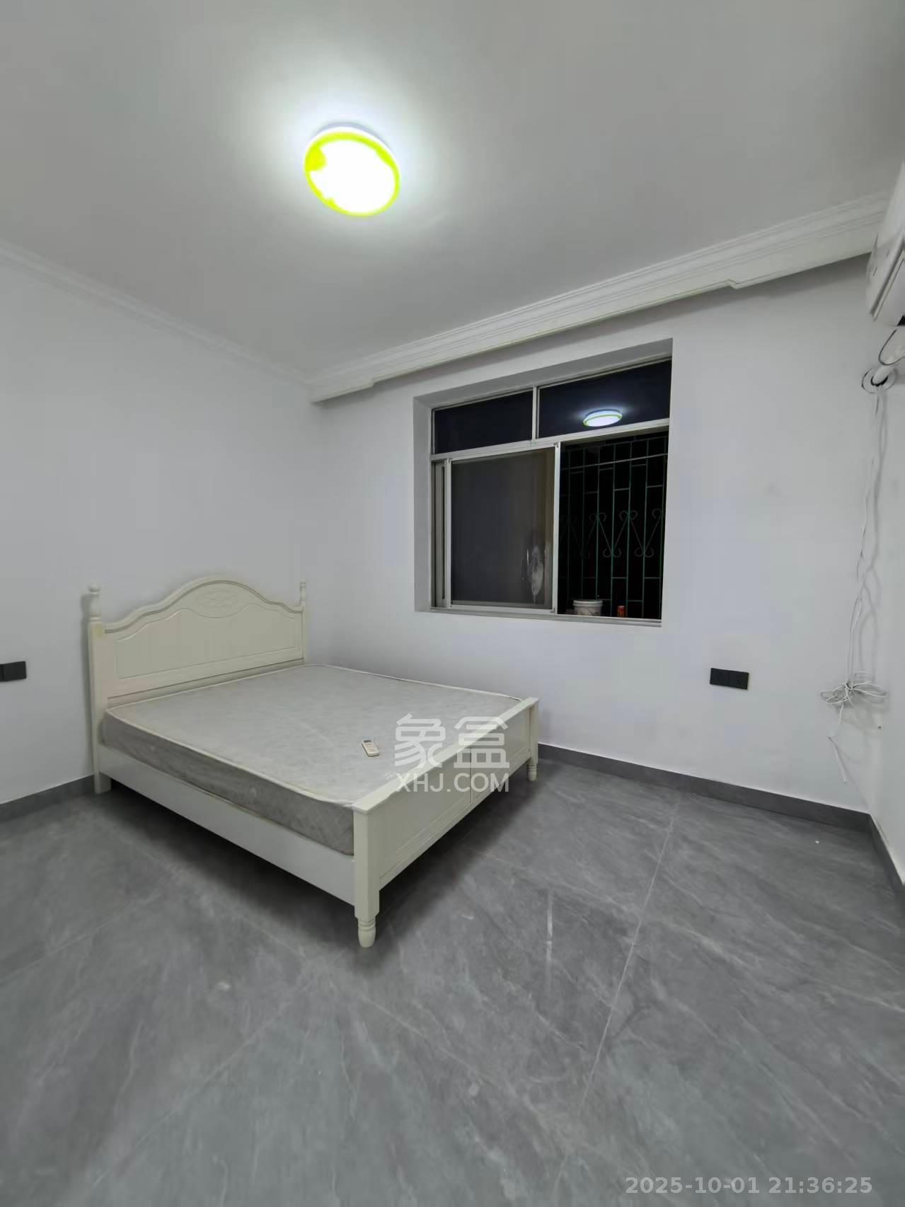 交通技校宿舍  3室1厅1卫    3200.0元/月室内图