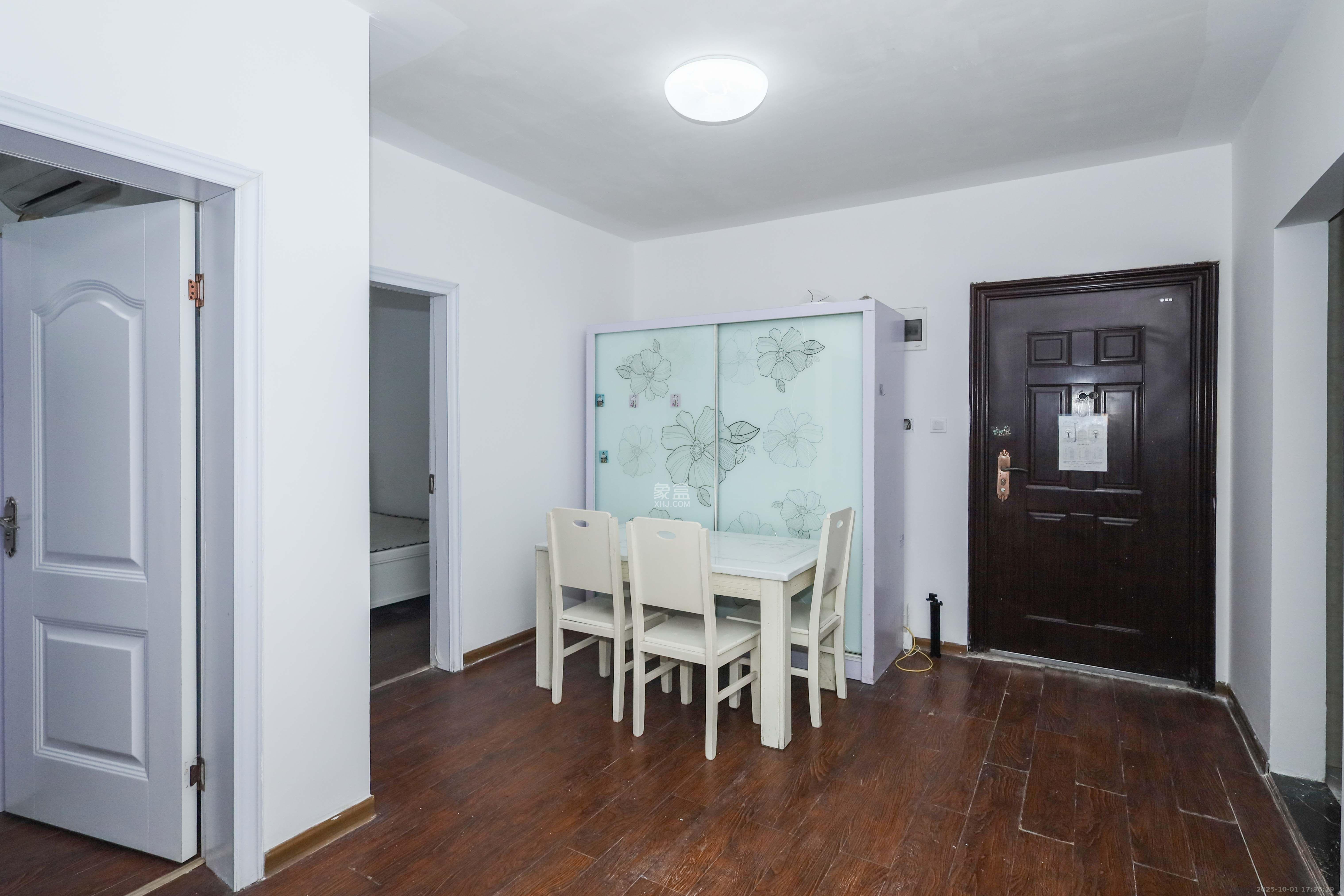 梅溪鑫苑名家 3室2厅1卫 2100.0元/月 梅溪鑫苑名家 3室2厅1卫 2100.0元/月室内图