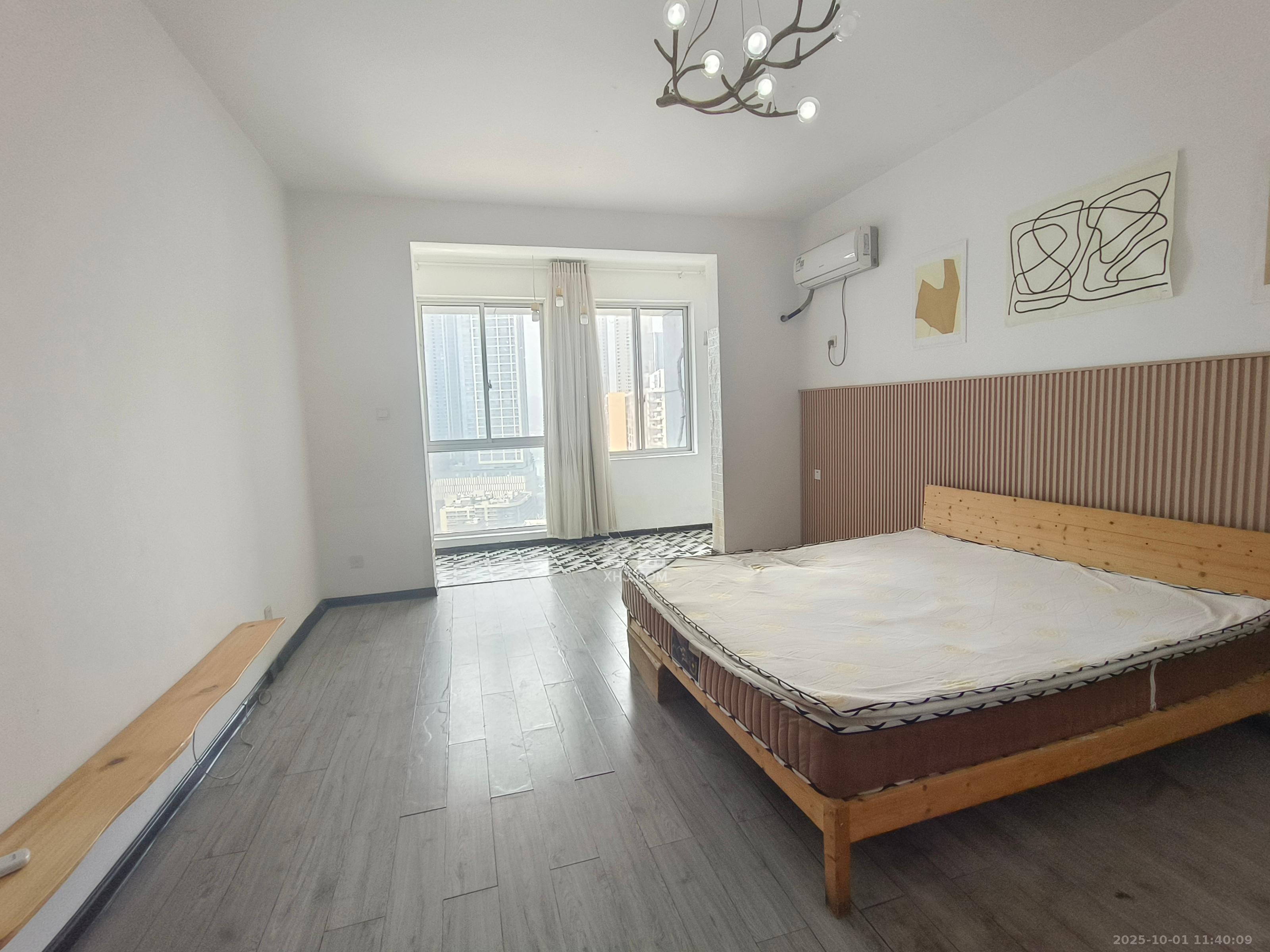 君临国际 1室1厅1卫 3000.0元/月 君临国际 1室1厅1卫 3000.0元/月室内图