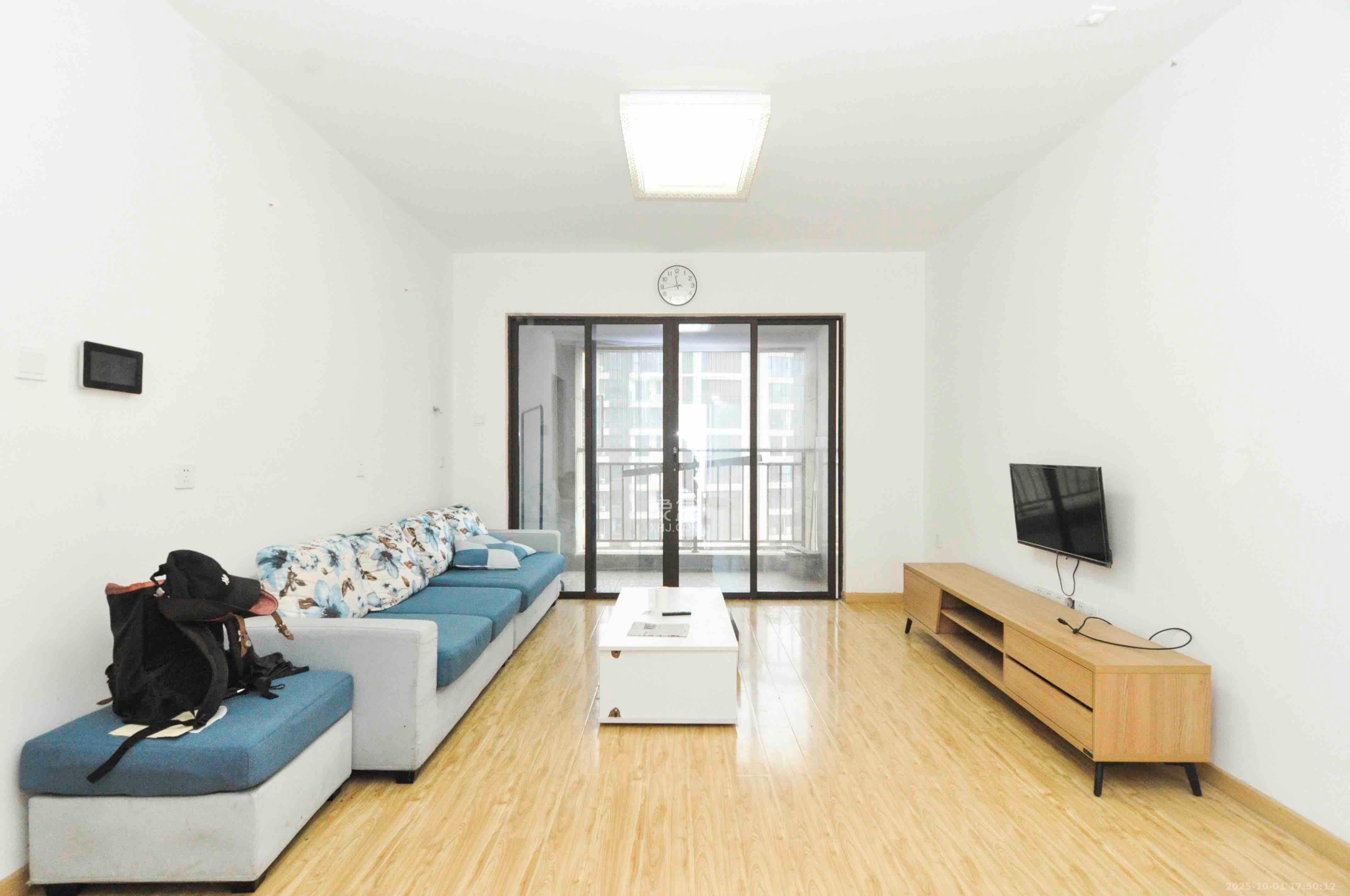 卓越浅水湾  1室1厅1卫    2600.0元/月 卓越浅水湾  1室1厅1卫    2600.0元/月室内图