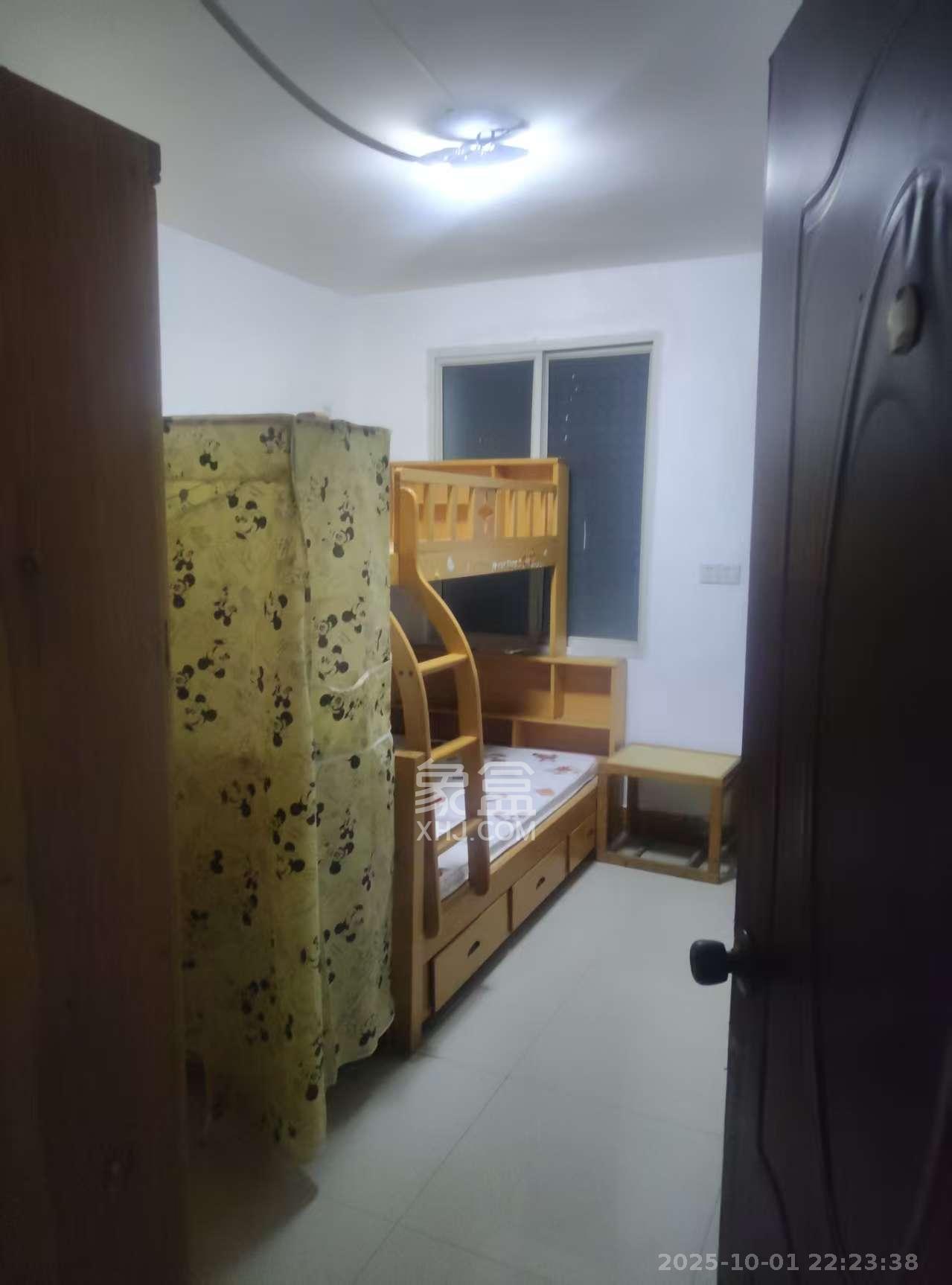 东风一村社区房（王家垅）  2室2厅1卫    1100.0元/月