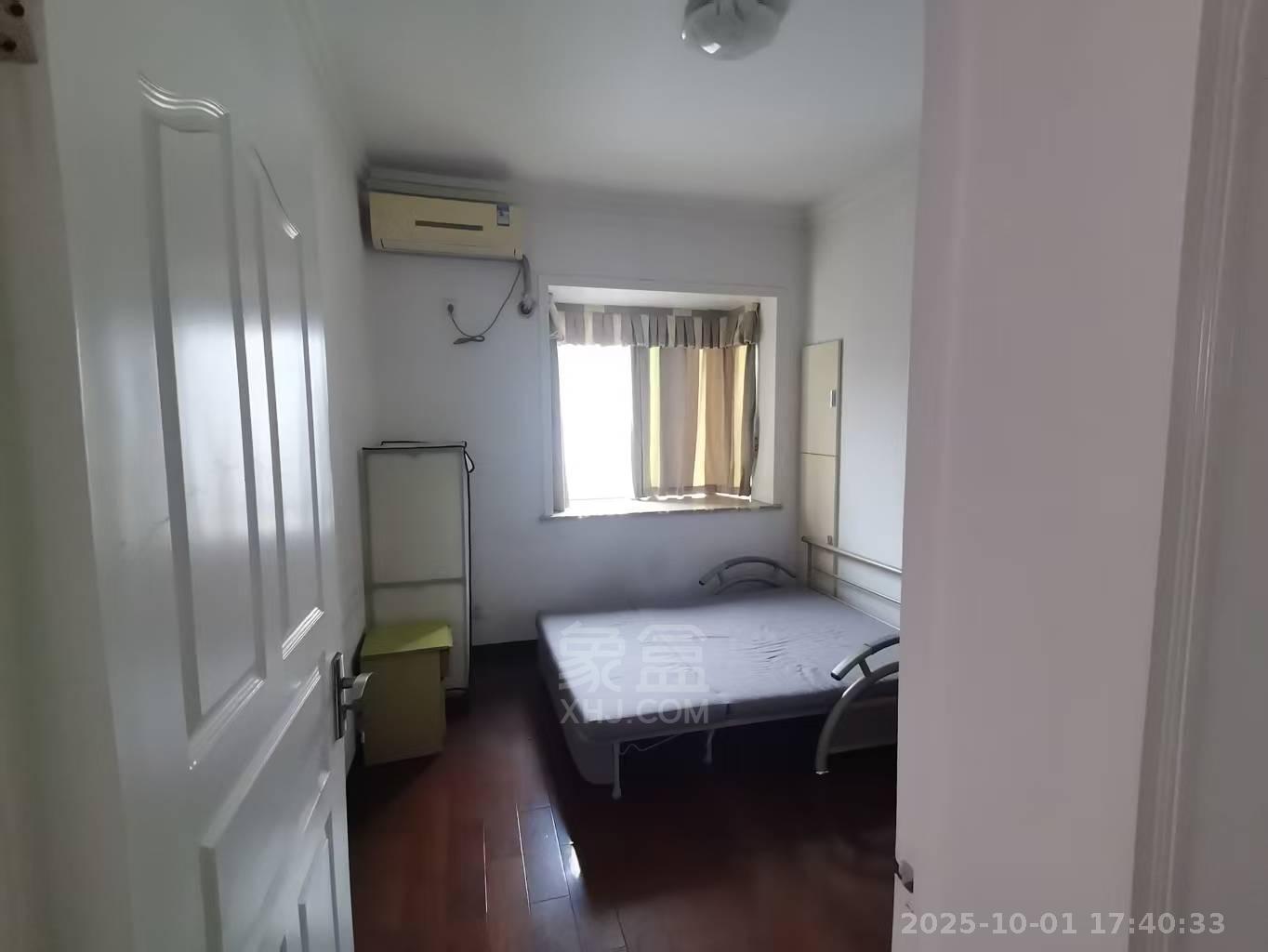 湘苑小区 3室2厅1卫 1600.0元/月 湘苑小区 3室2厅1卫 1600.0元/月室内图