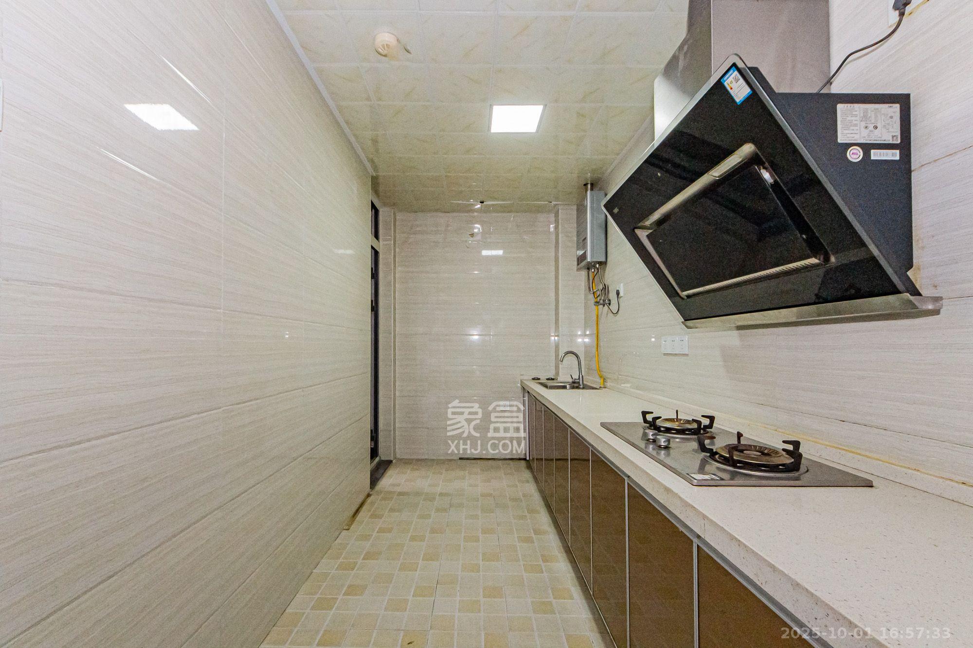 北辰三角洲E4区  3室2厅1卫    3500.0元/月室内图