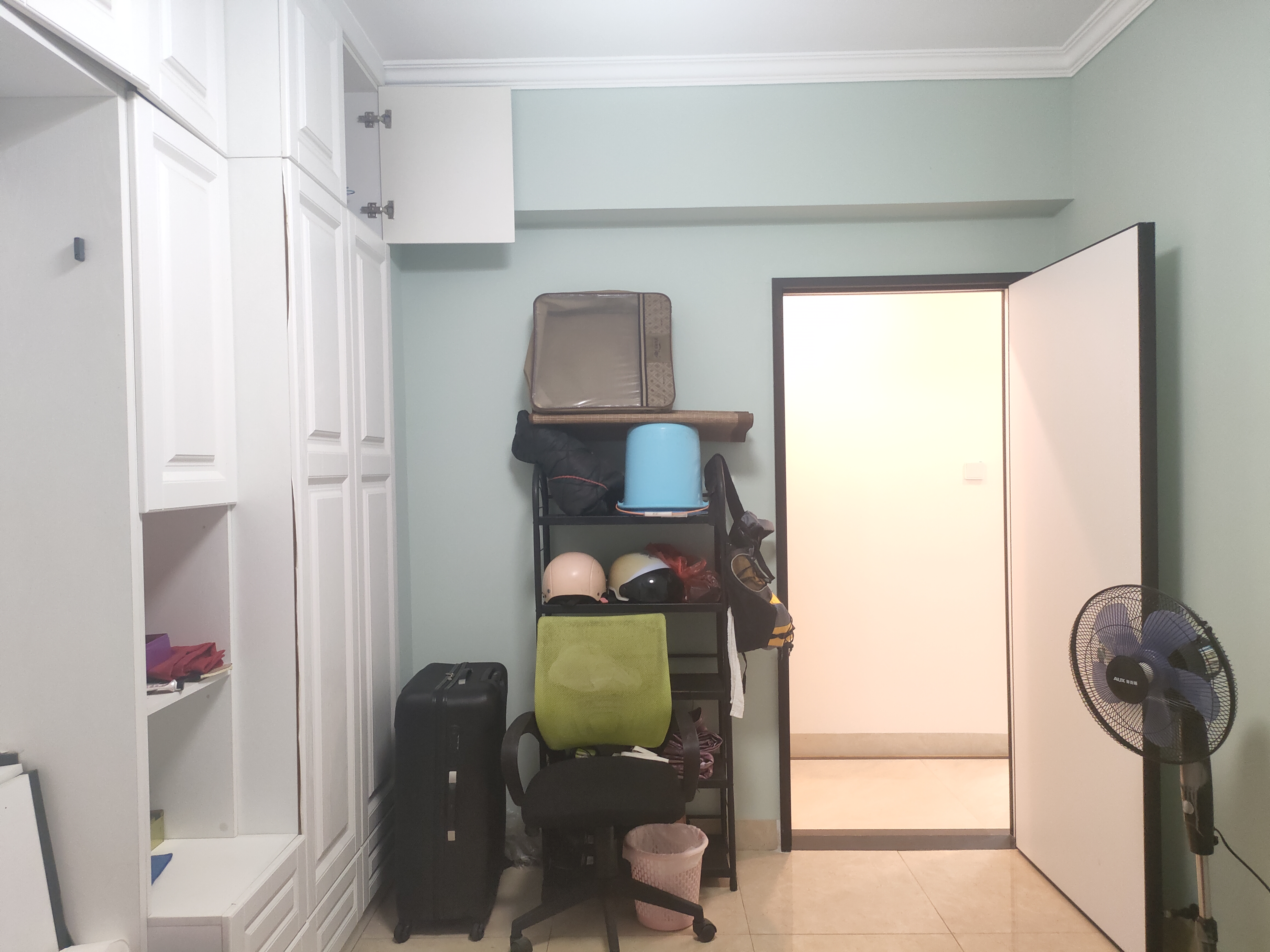 万国中央区 3室2厅2卫 3400.0元/月 万国中央区 3室2厅2卫 3400.0元/月室内图