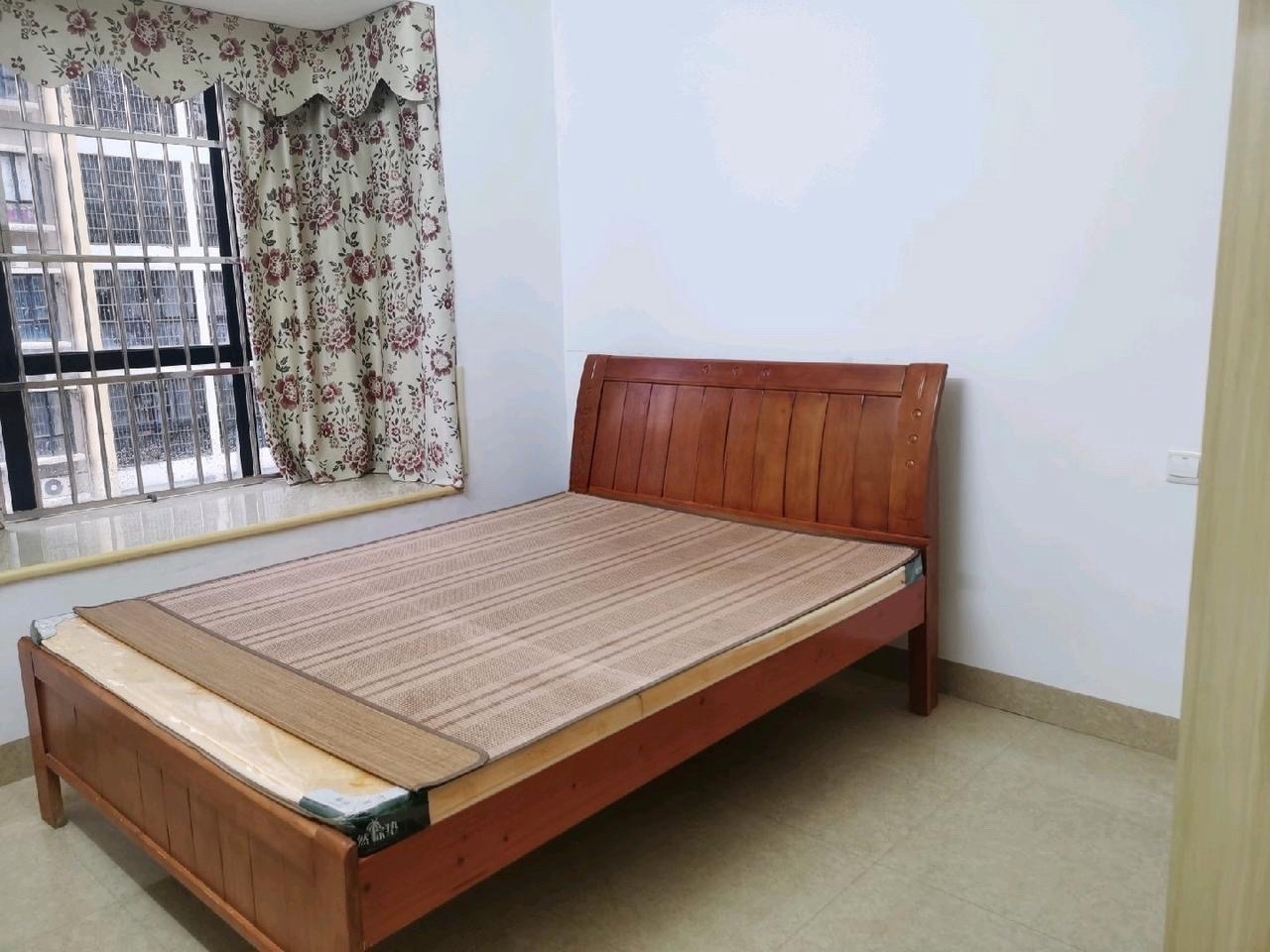 凤翔花园（A区）  2室1厅1卫    1700.0元/月室内图