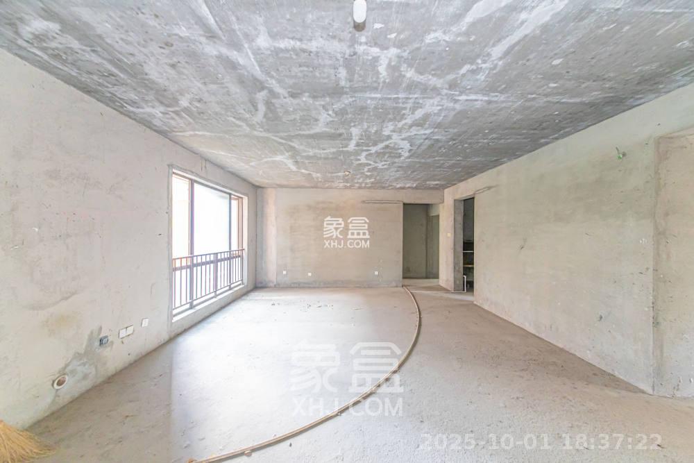 鑫远和城(一、二期) 4室2厅1卫 1400.0元/月 鑫远和城(一、二期) 4室2厅1卫 1400.0元/月小区图