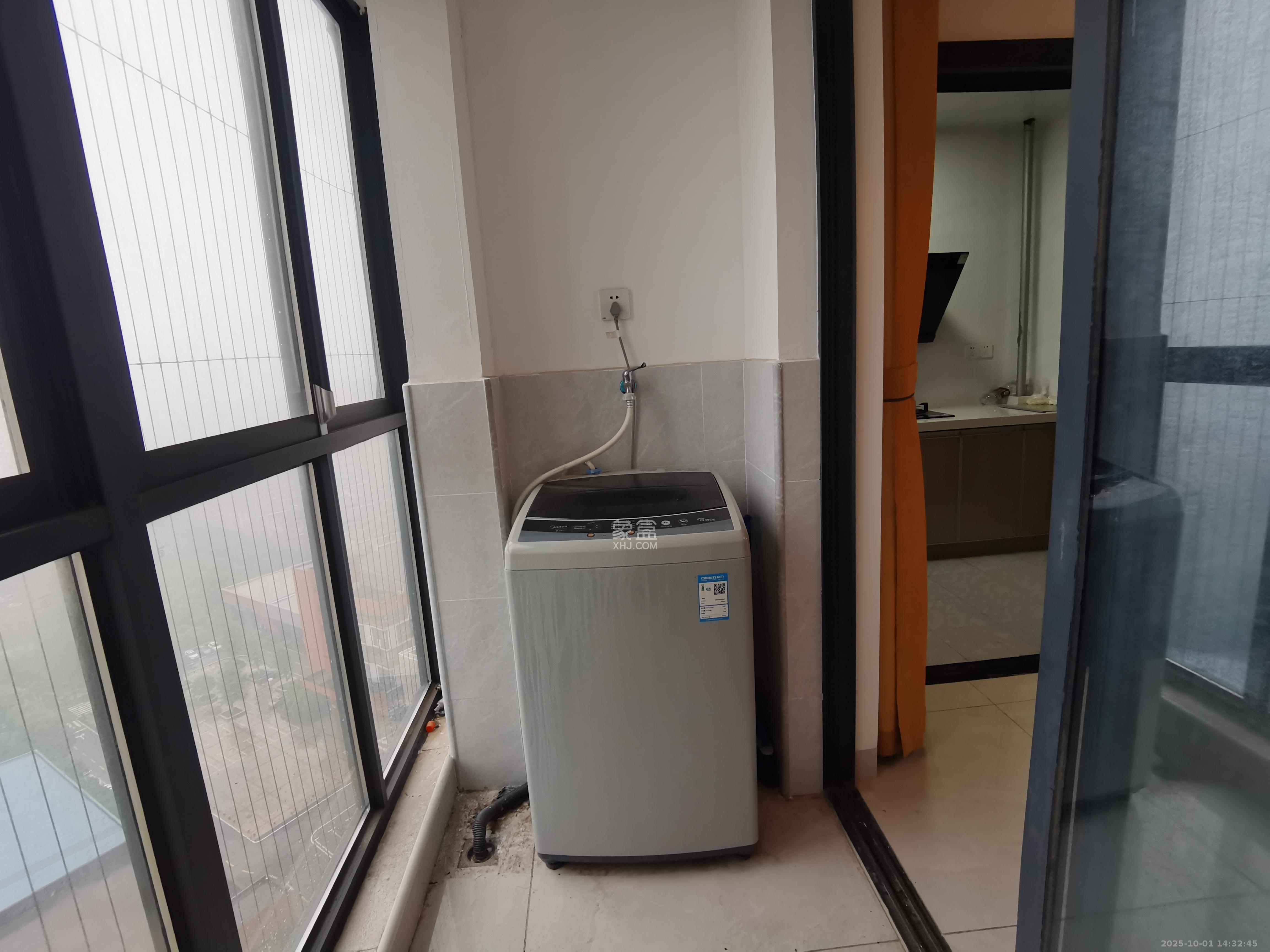 筑梦星园 4室2厅2卫 2200.0元/月 筑梦星园 4室2厅2卫 2200.0元/月室内图