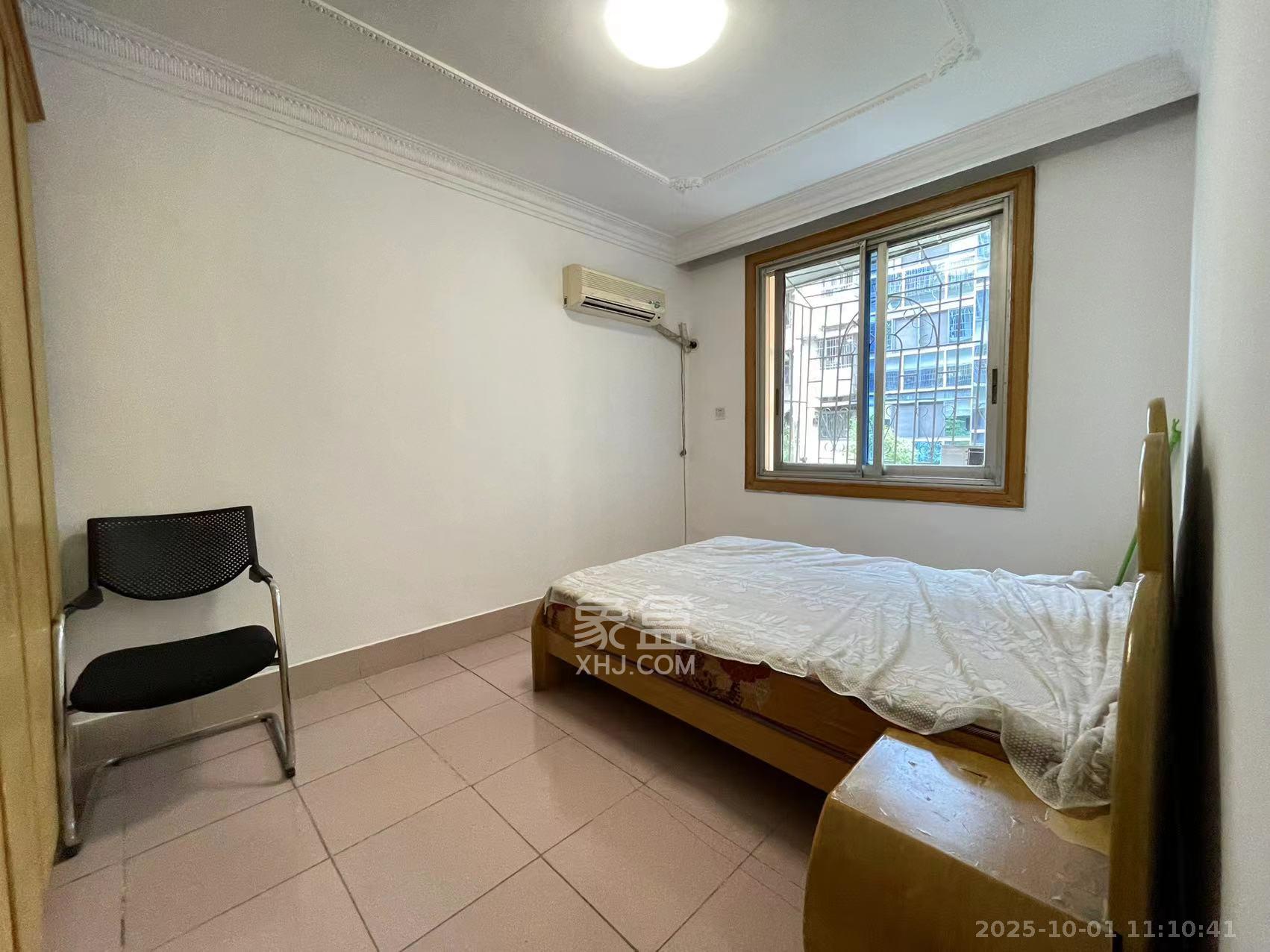 荷花园市直教师村（长沙市教育局直属教师二村）  3室2厅1卫    2200.0元/月室内图