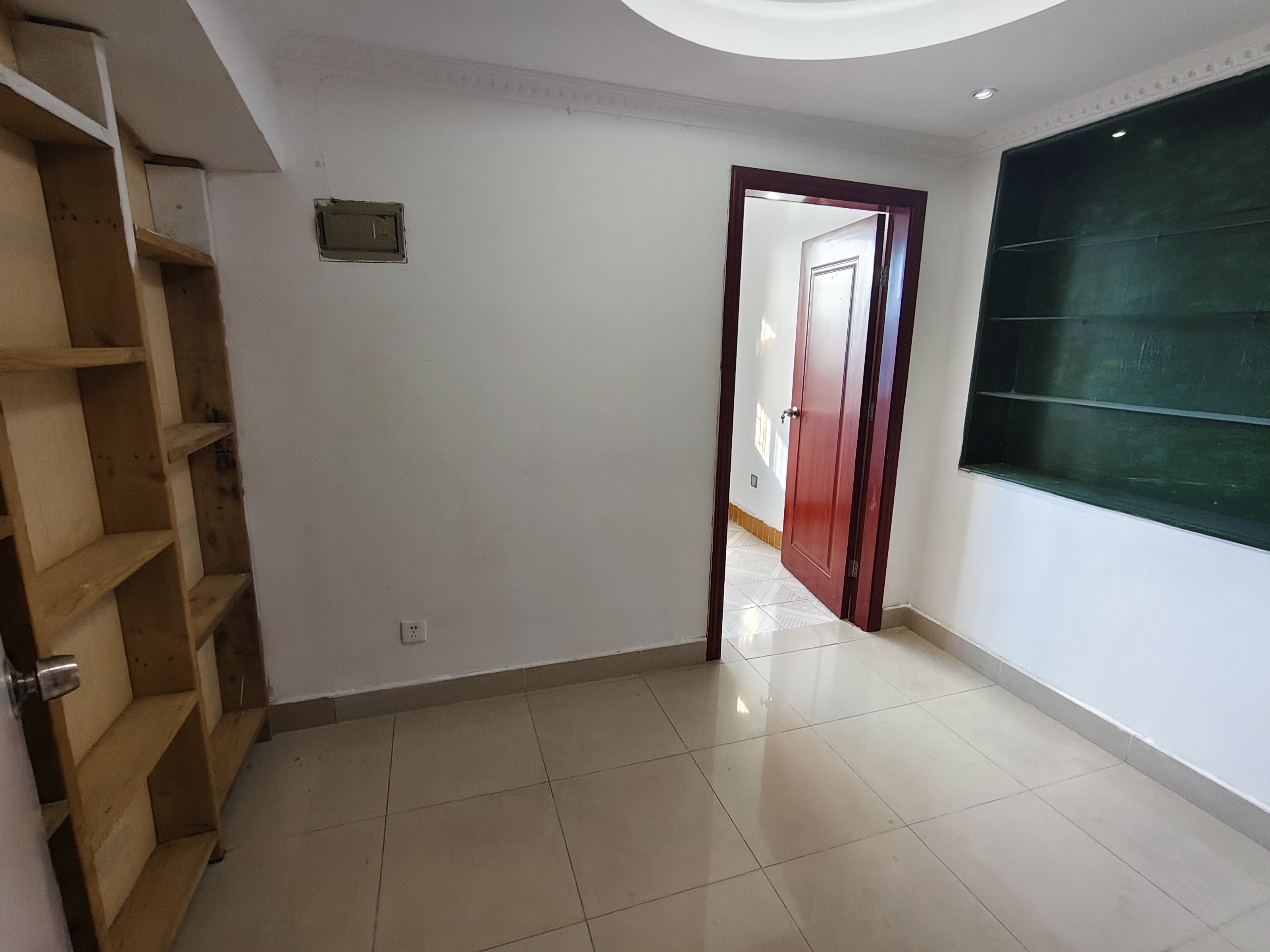 大新大厦 3室2厅1卫 2200.0元/月 大新大厦 3室2厅1卫 2200.0元/月室内图