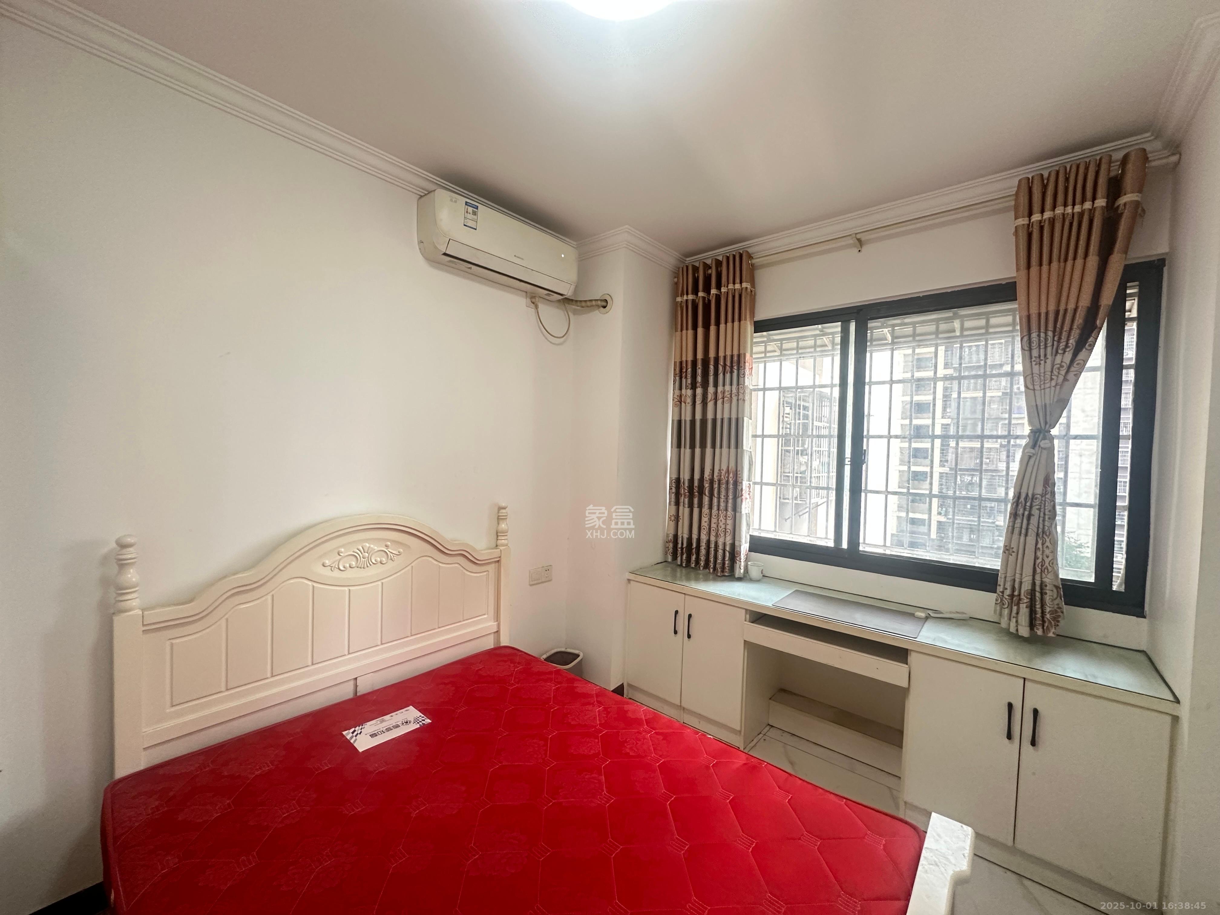 桥头家苑一期 3室2厅2卫 1900.0元/月 桥头家苑一期 3室2厅2卫 1900.0元/月室内图