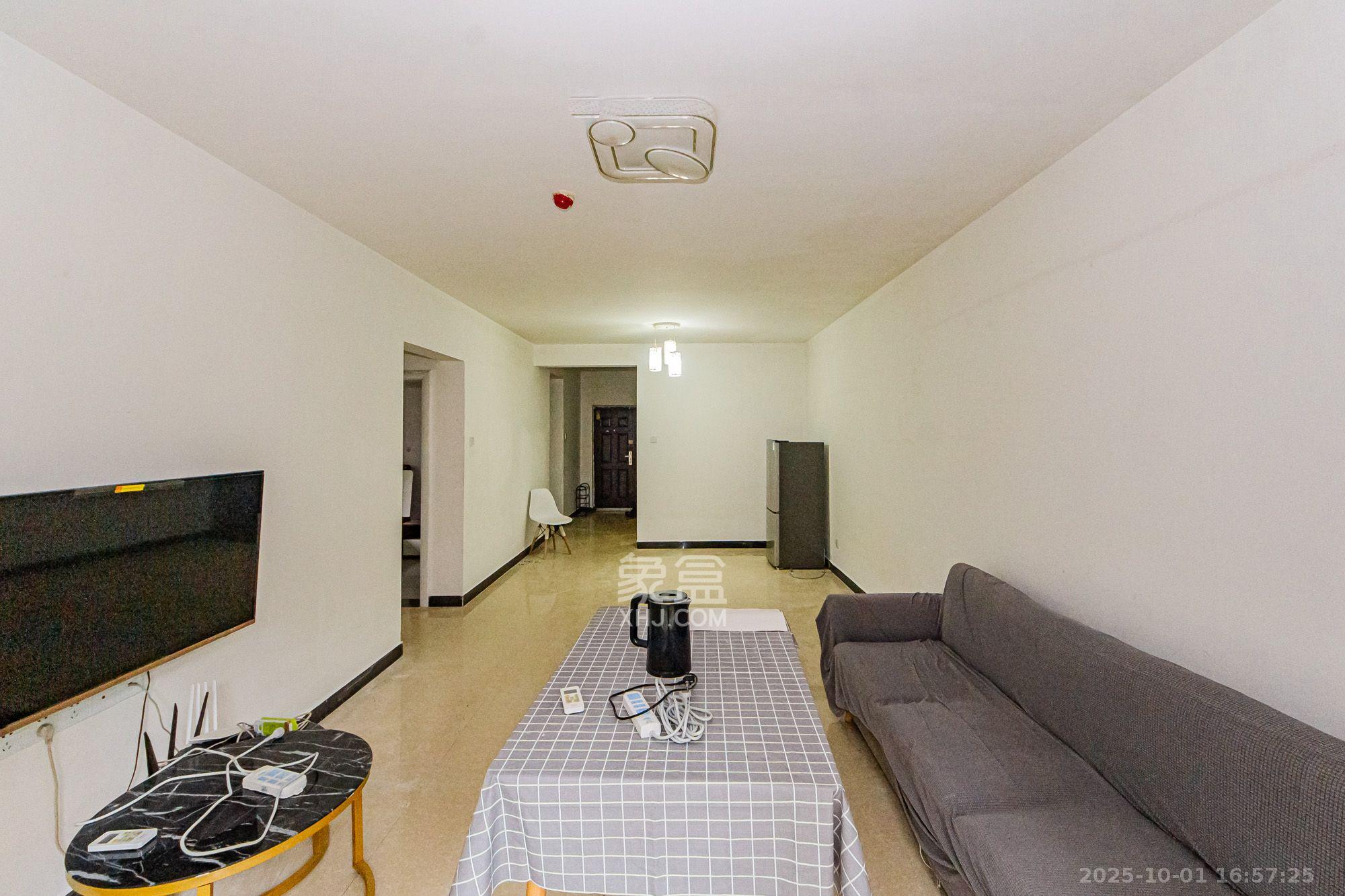 北辰三角洲E4区  3室2厅1卫    3500.0元/月室内图