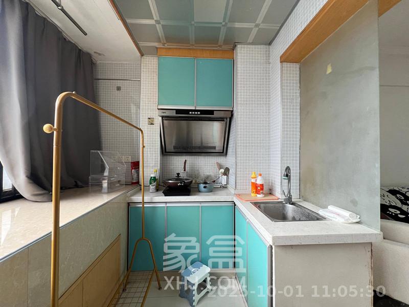 观园国际公寓 1室1厅1卫 1500.0元/月 观园国际公寓 1室1厅1卫 1500.0元/月室内图