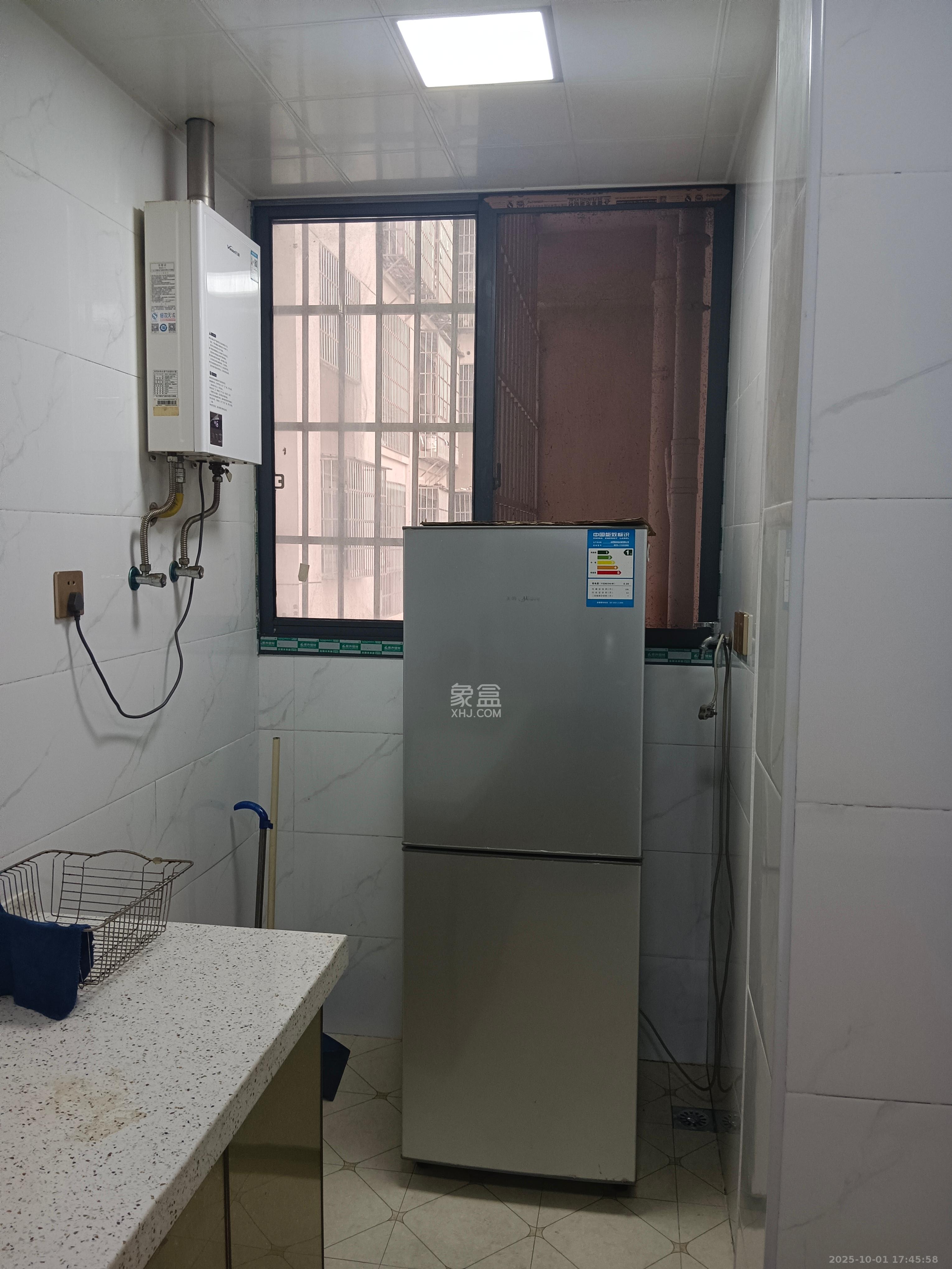 嘉顺苑  2室1厅1卫   2000.00元/月室内图