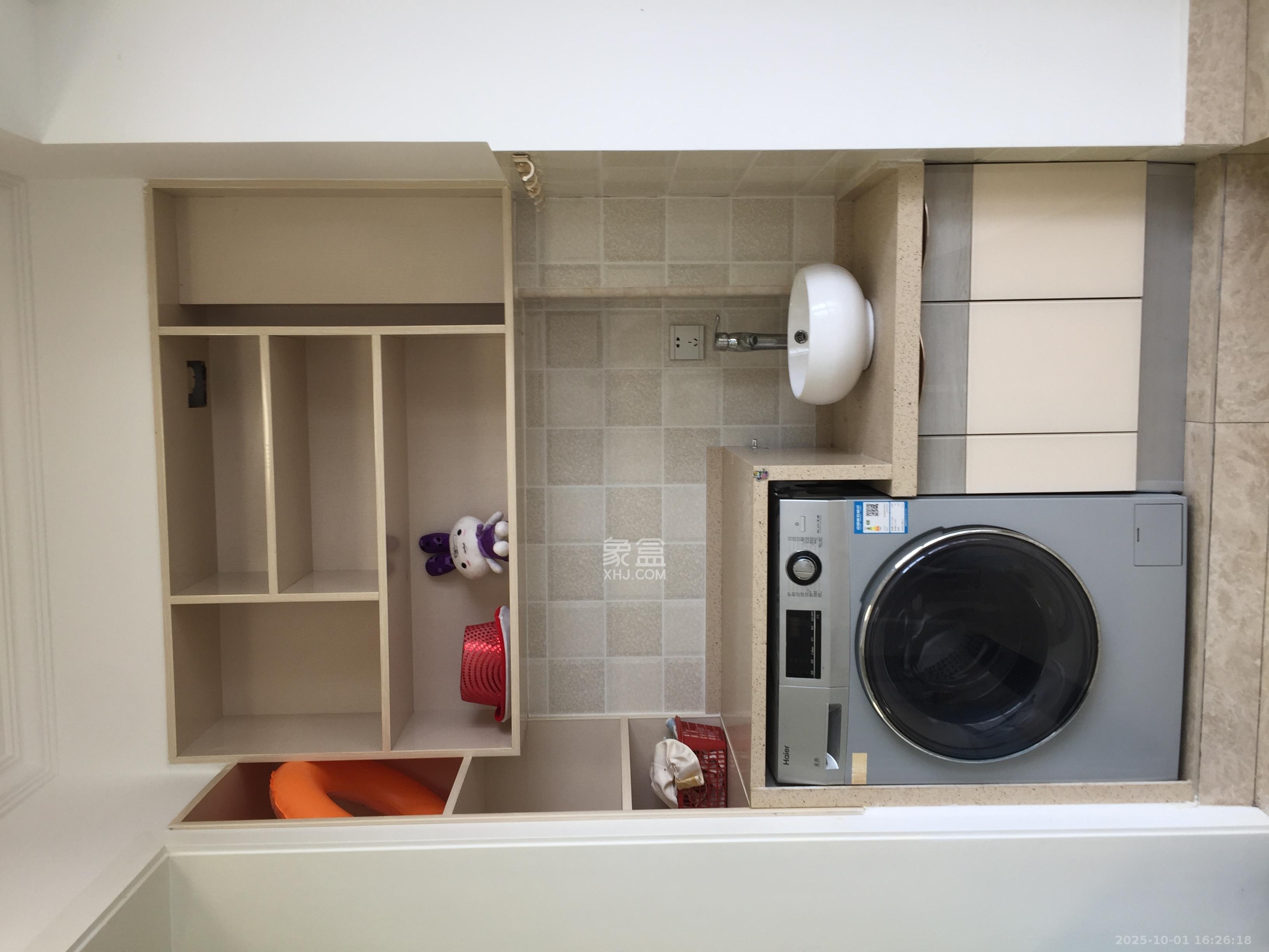 保利香槟国际 1室2厅1卫 2200.0元/月 保利香槟国际 1室2厅1卫 2200.0元/月室内图