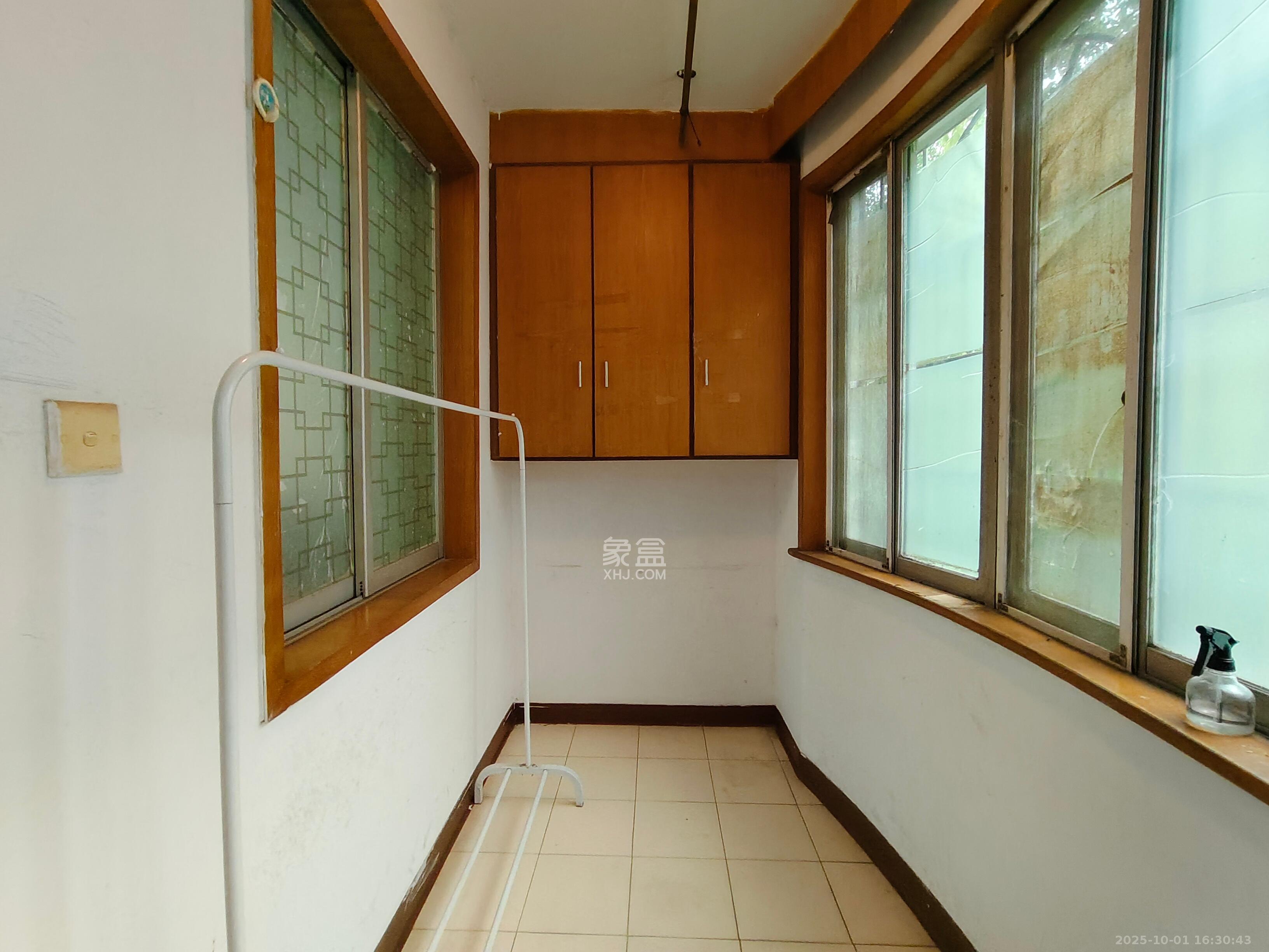 马王堆陶瓷建材新城  2室2厅1卫   1600.00元/月室内图